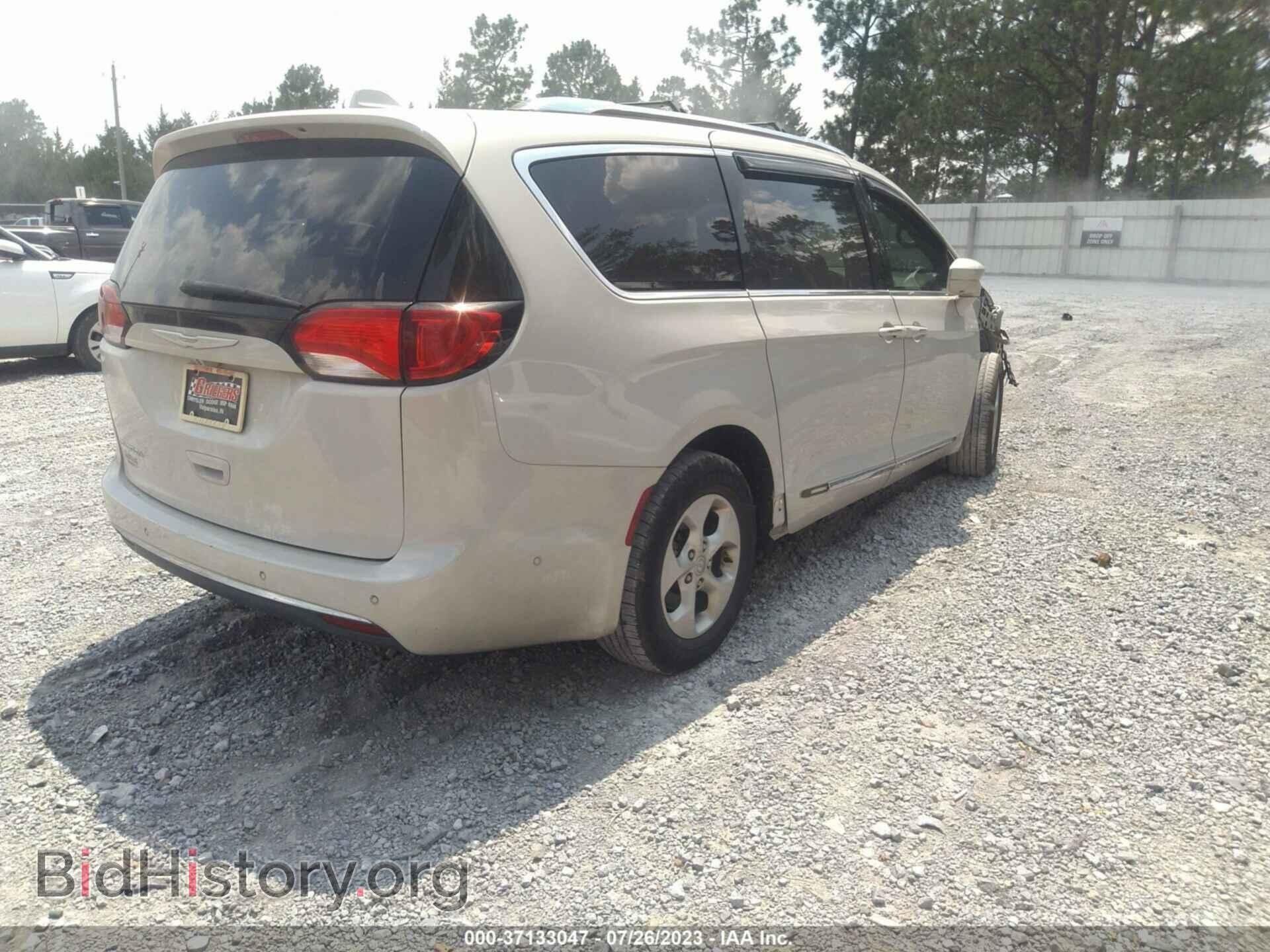 2017 CHRYSLER PACIFICA - VIN: 2C4RC1EG1HR560024 - Photo 4