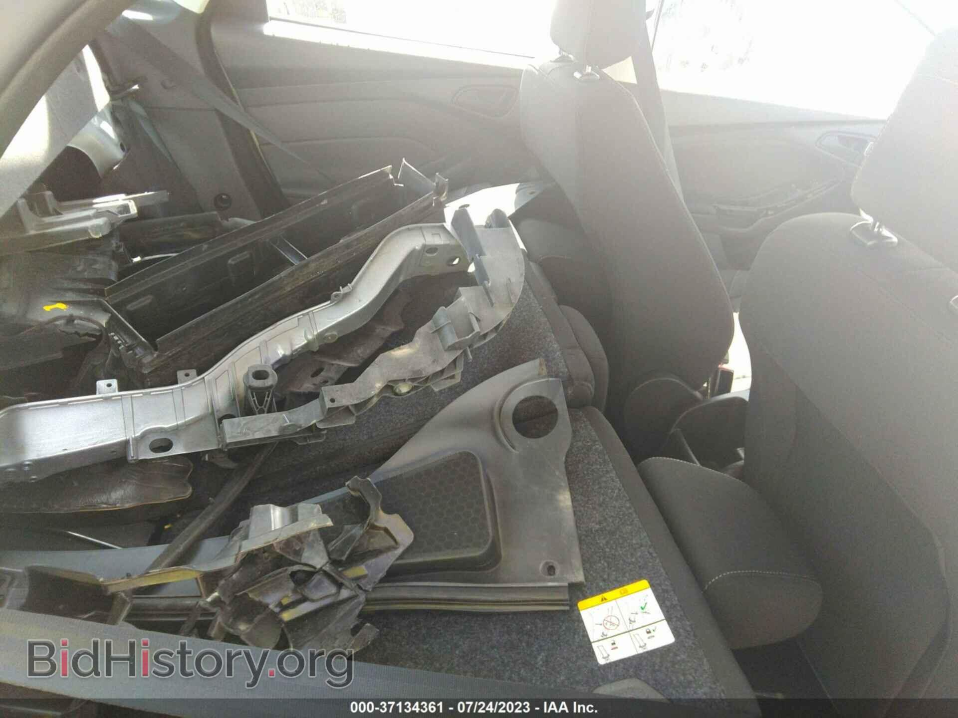 2018 FORD FOCUS - VIN: 1FADP3E23JL285100 - Фото 8