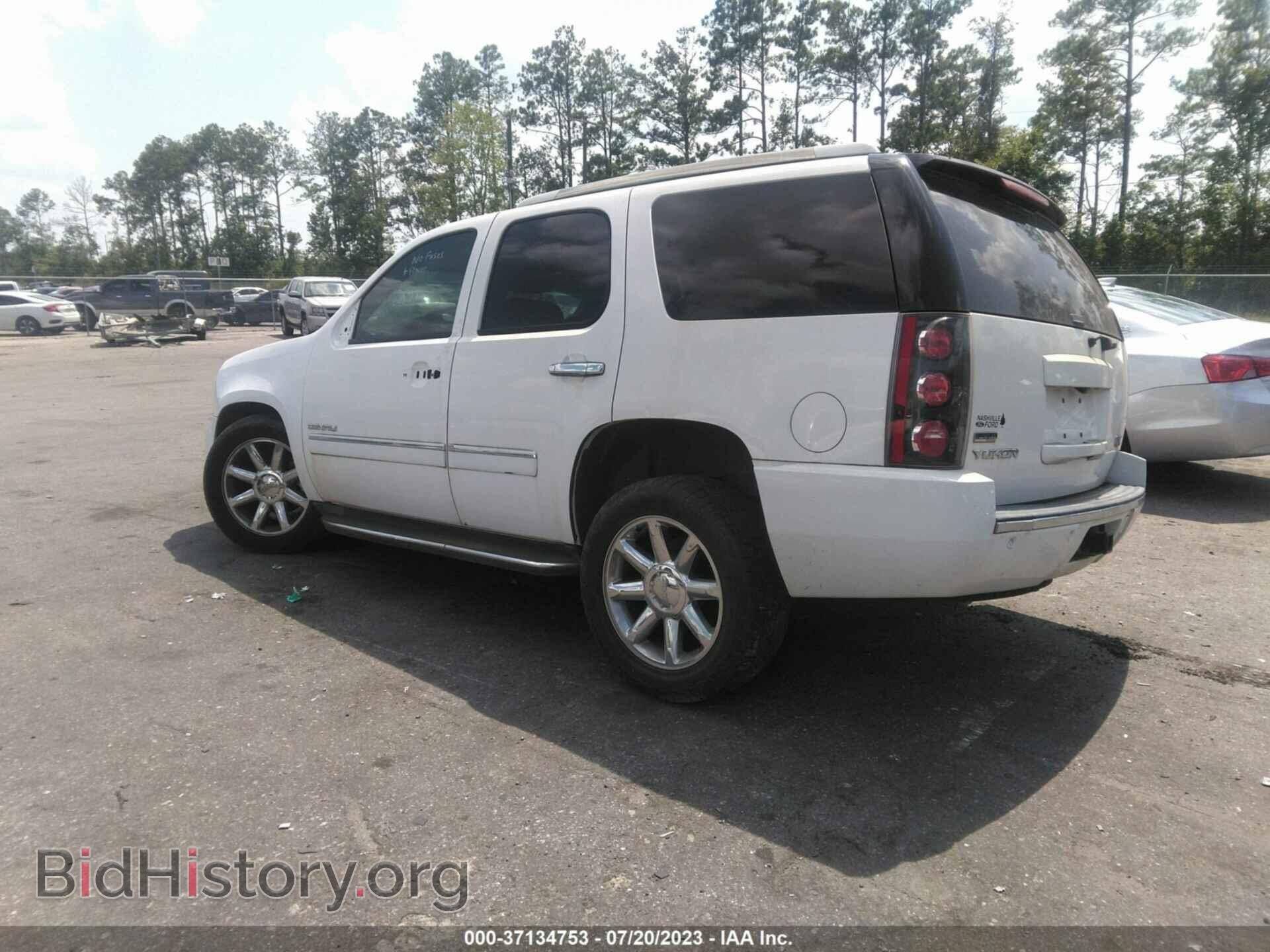 2011 GMC YUKON - VIN: 1GKS1EEF2BR273492 - Фото 3