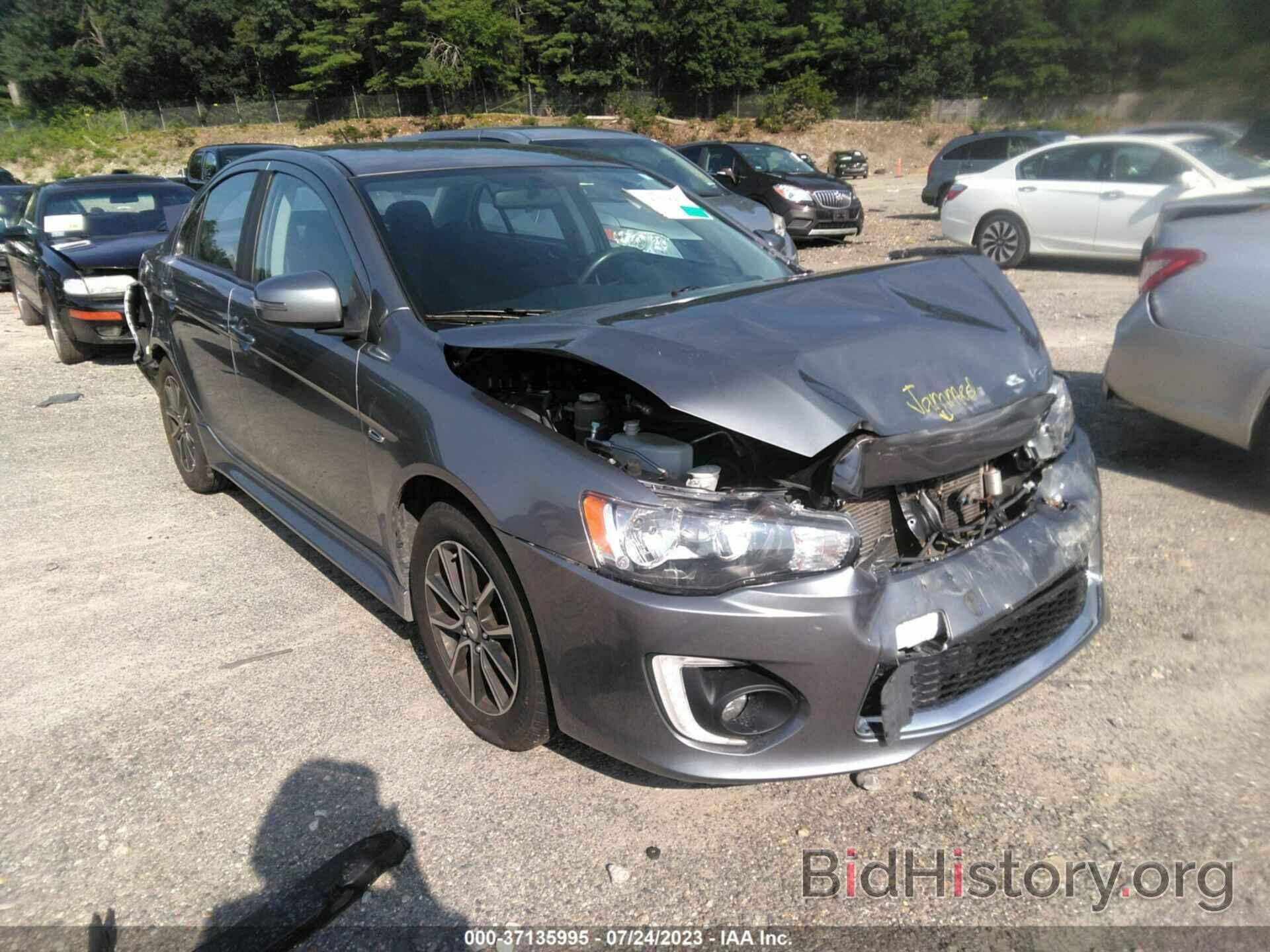 Photo JA32V2FW8HU007816 - MITSUBISHI LANCER 2017