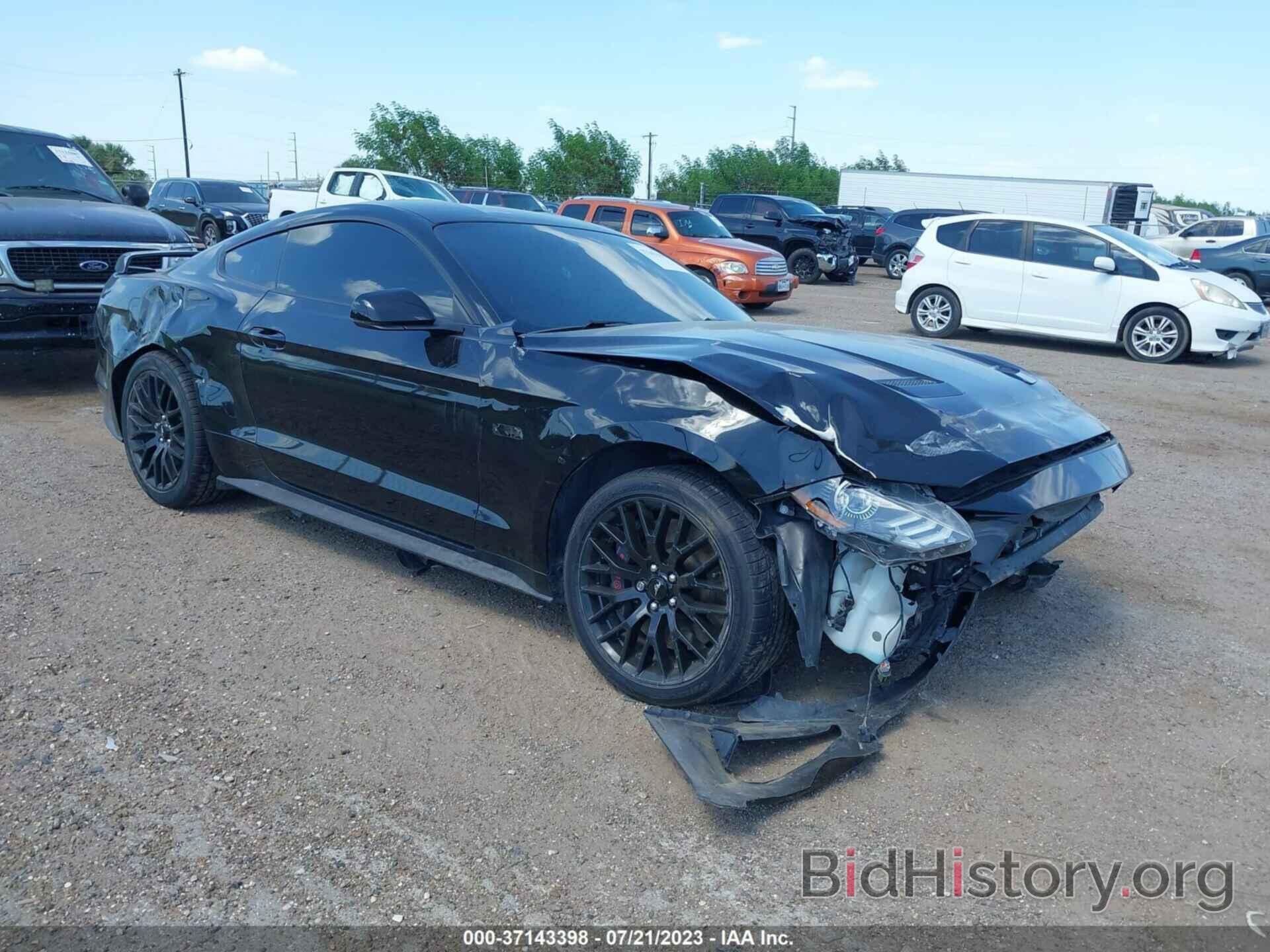 Photo 1FA6P8CFXL5171341 - FORD MUSTANG 2020