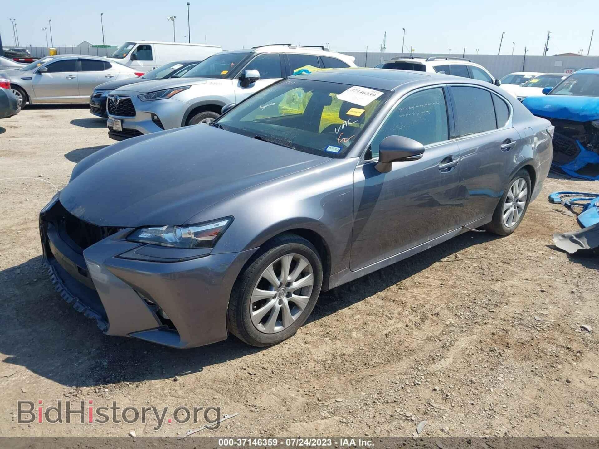 2016 LEXUS GS 200T - VIN: JTHBA1BL3GA002198 - Фото 2