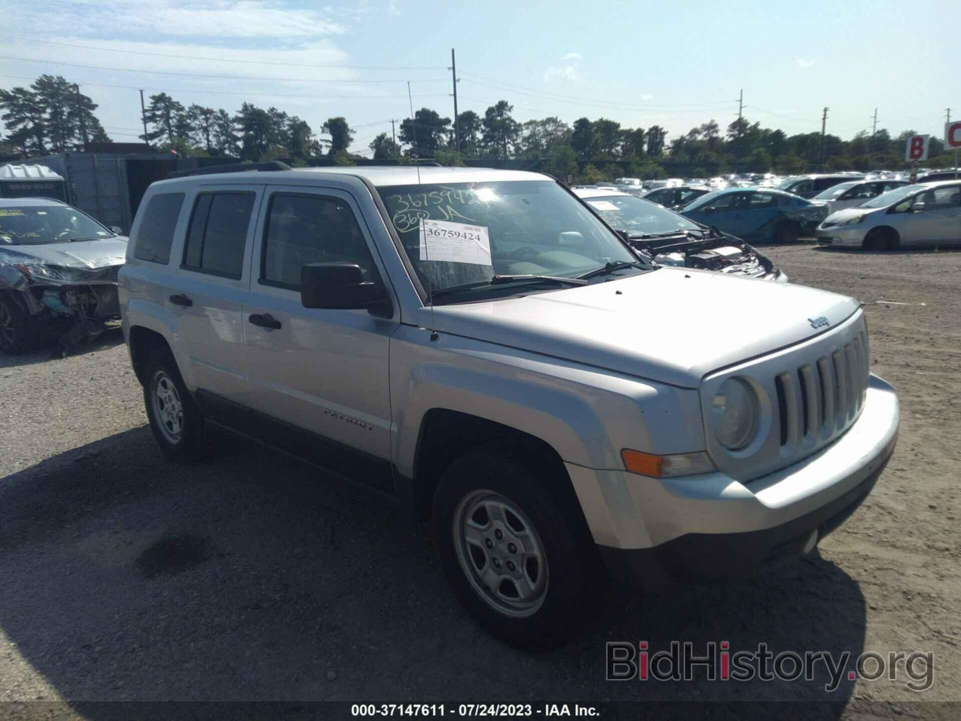 Photo 1C4NJRBB4DD228877 - JEEP PATRIOT 2013