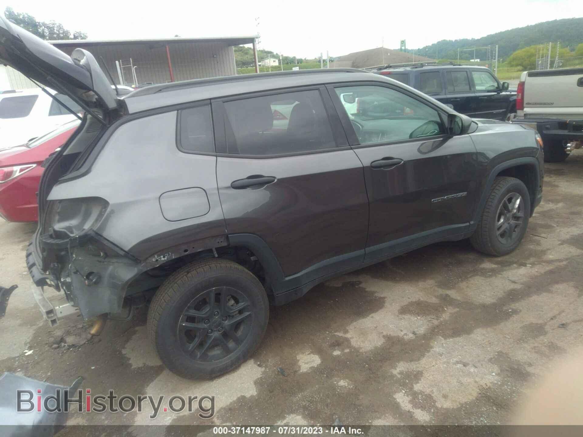 2018 JEEP COMPASS - VIN: 3C4NJDAB5JT201214 - Фото 4