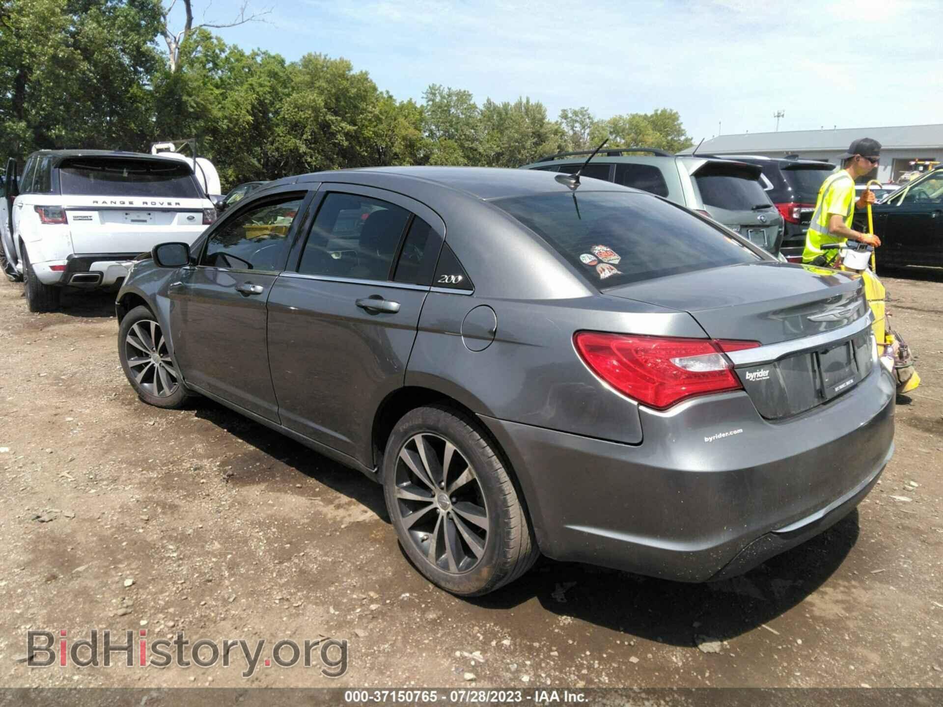 2013 CHRYSLER 200 - VIN: 1C3CCBBB2DN624457 - Фото 3