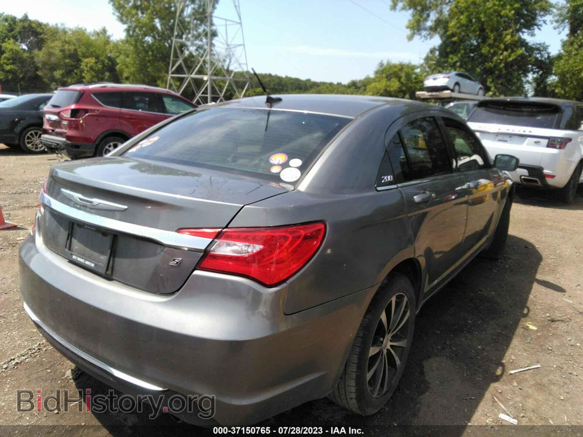 2013 CHRYSLER 200 - VIN: 1C3CCBBB2DN624457 - Фото 4