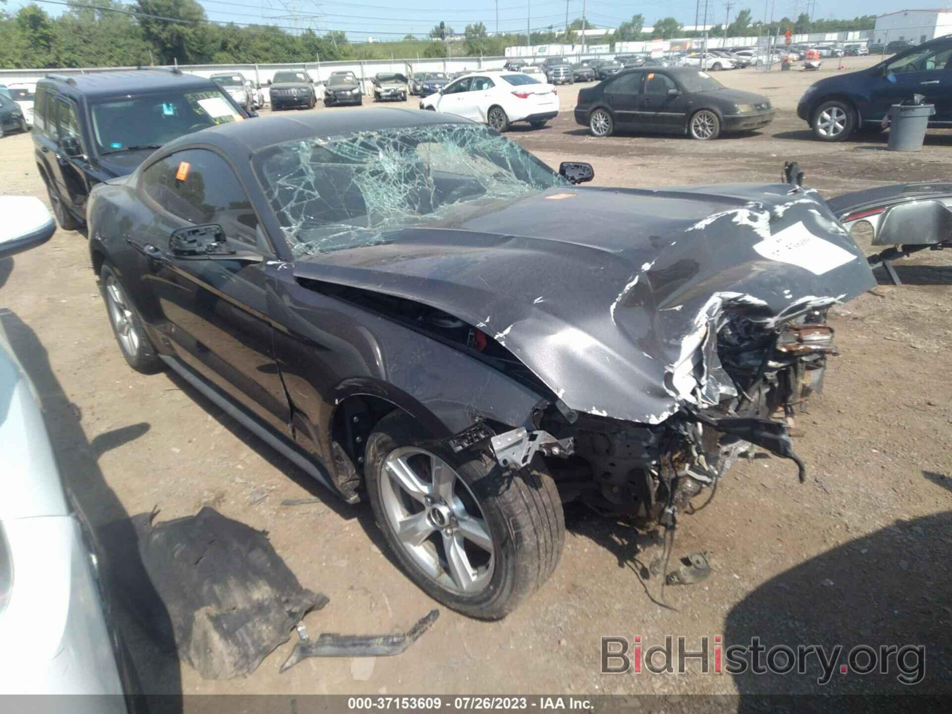 Photo 1FA6P8AM0F5368072 - FORD MUSTANG 2015