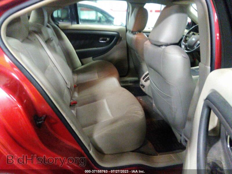 2011 Ford TAURUS (VIN 1FAHP2EW3BG110855) — фото 8 из 16