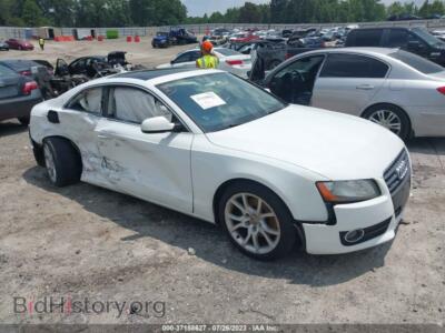 2010 Audi A5 2.0T Premium, белый — VIN WAUCFAFR1AA075256, IAAI