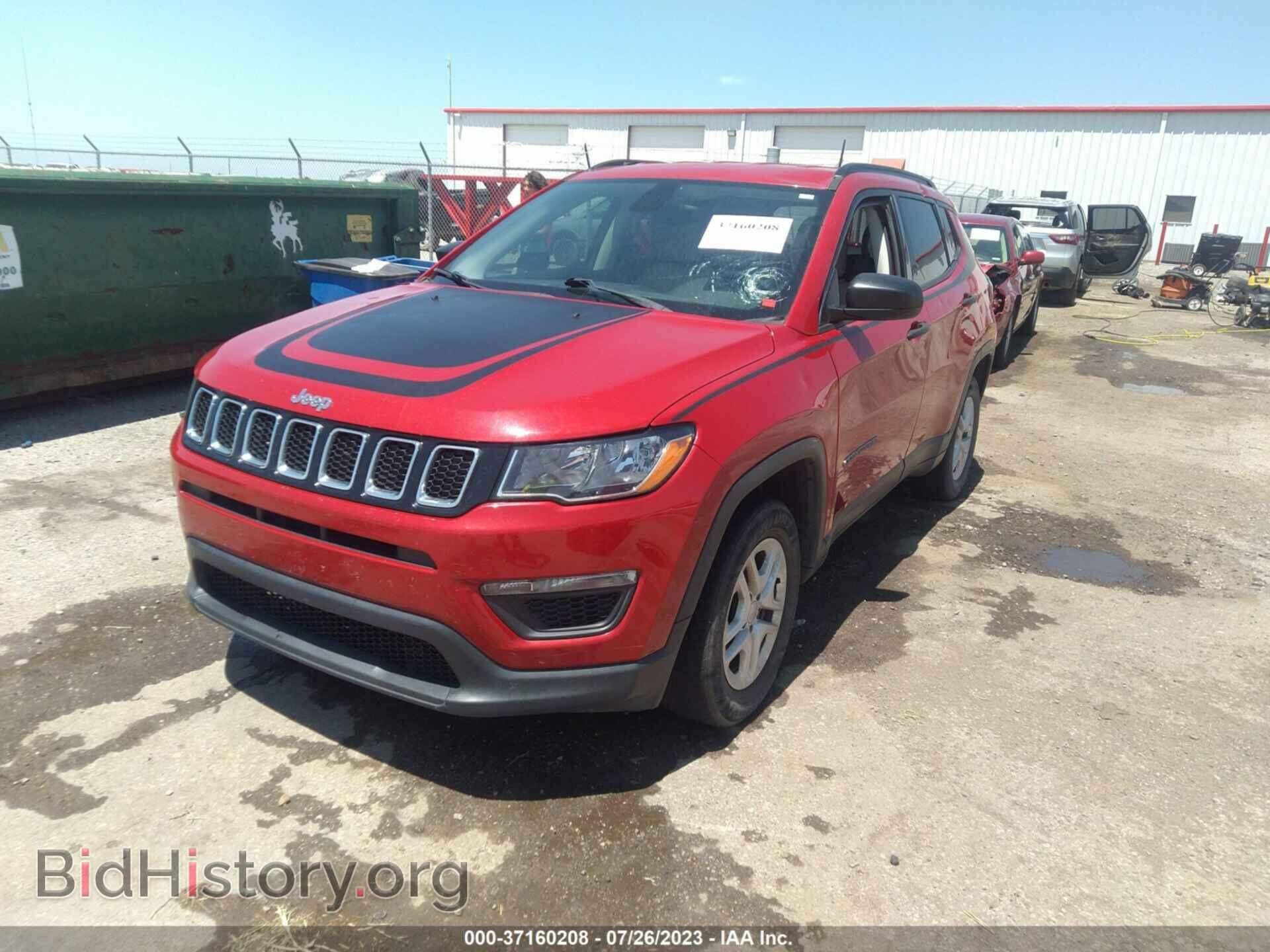 2018 JEEP COMPASS - VIN: 3C4NJCAB4JT272043 - Фото 2