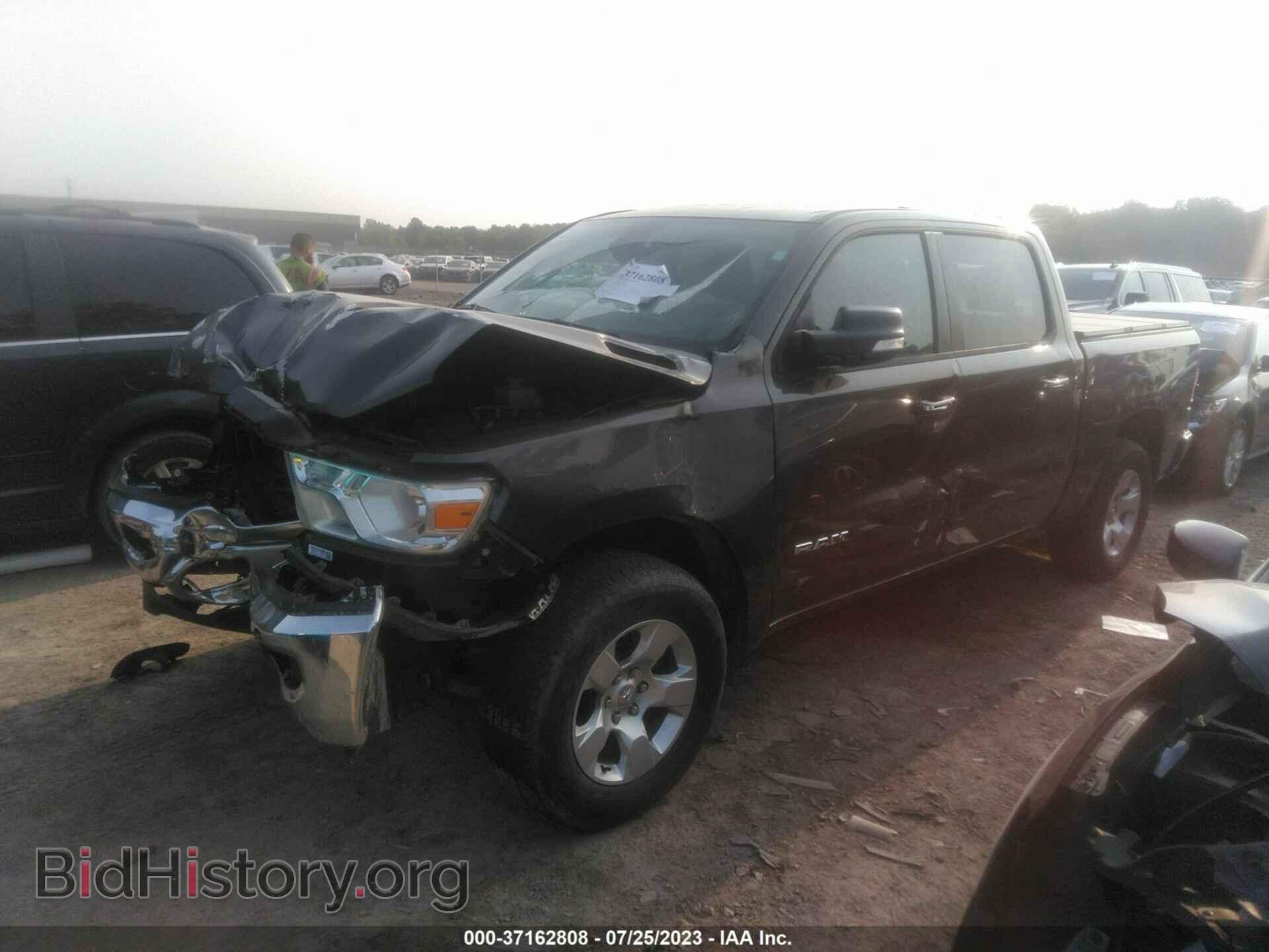 2020 RAM 1500 - VIN: 1C6RRFFG7LN200036 - Фото 2