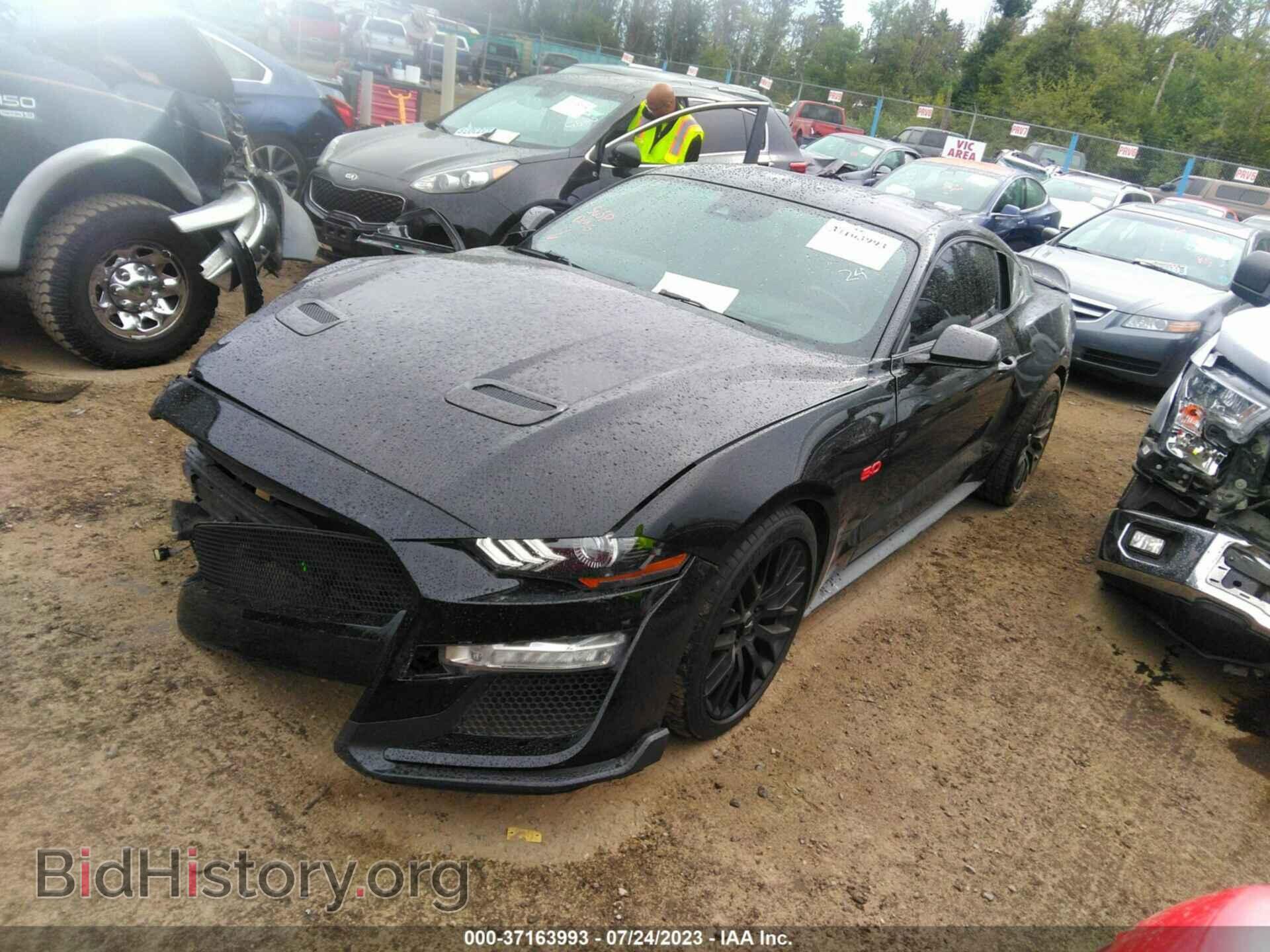 2019 FORD MUSTANG - VIN: 1FA6P8CF8K5154228 - Фото 2