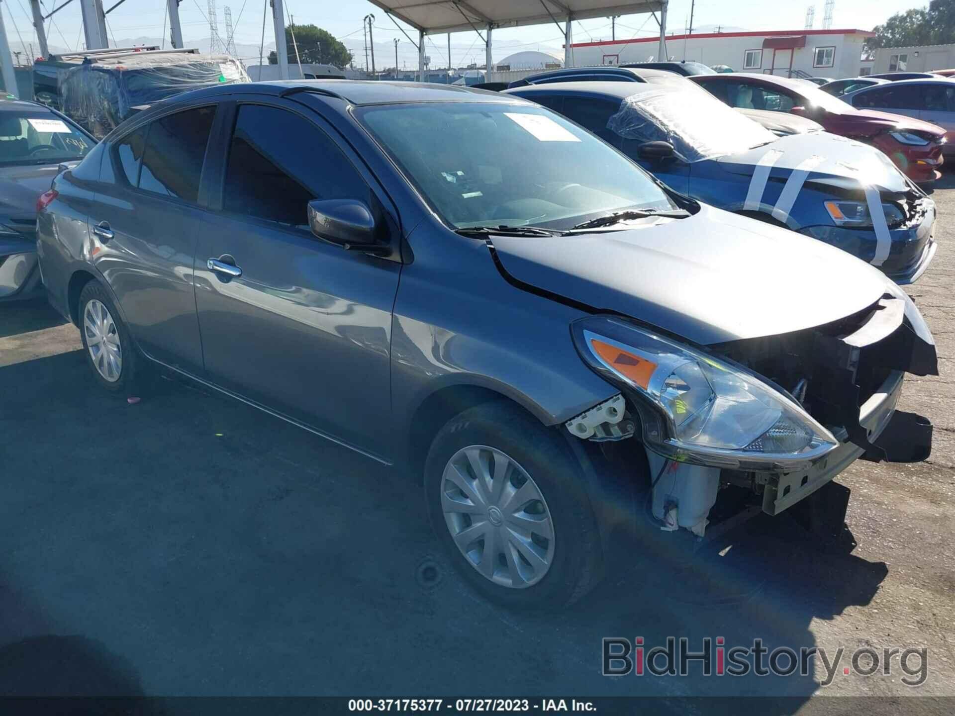 Photo 3N1CN7AP0KL840937 - NISSAN VERSA SEDAN 2019