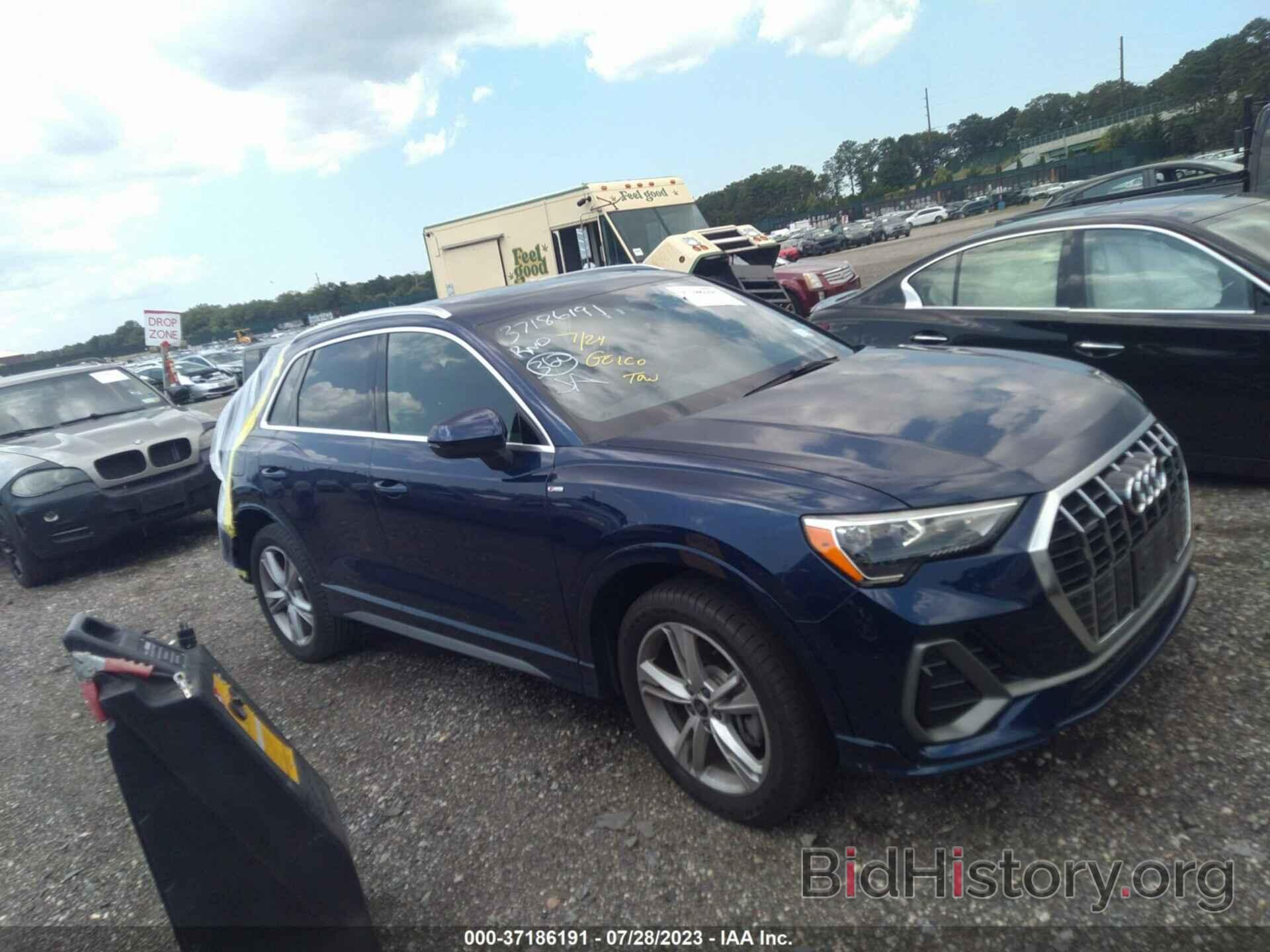 Photo WA1DECF3XM1056771 - AUDI Q3 2021