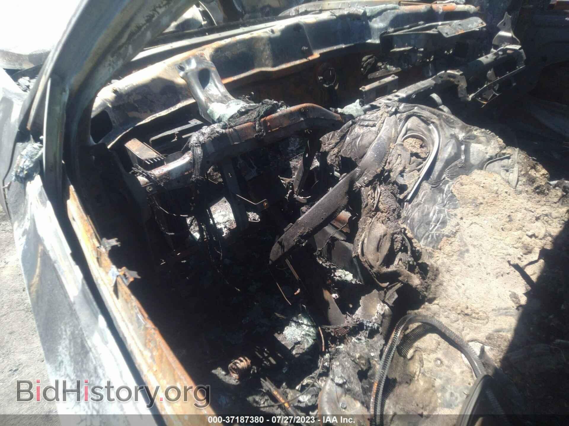2012 CHRYSLER 300 - VIN: 2C3CCABG2CH188884 - Фото 7