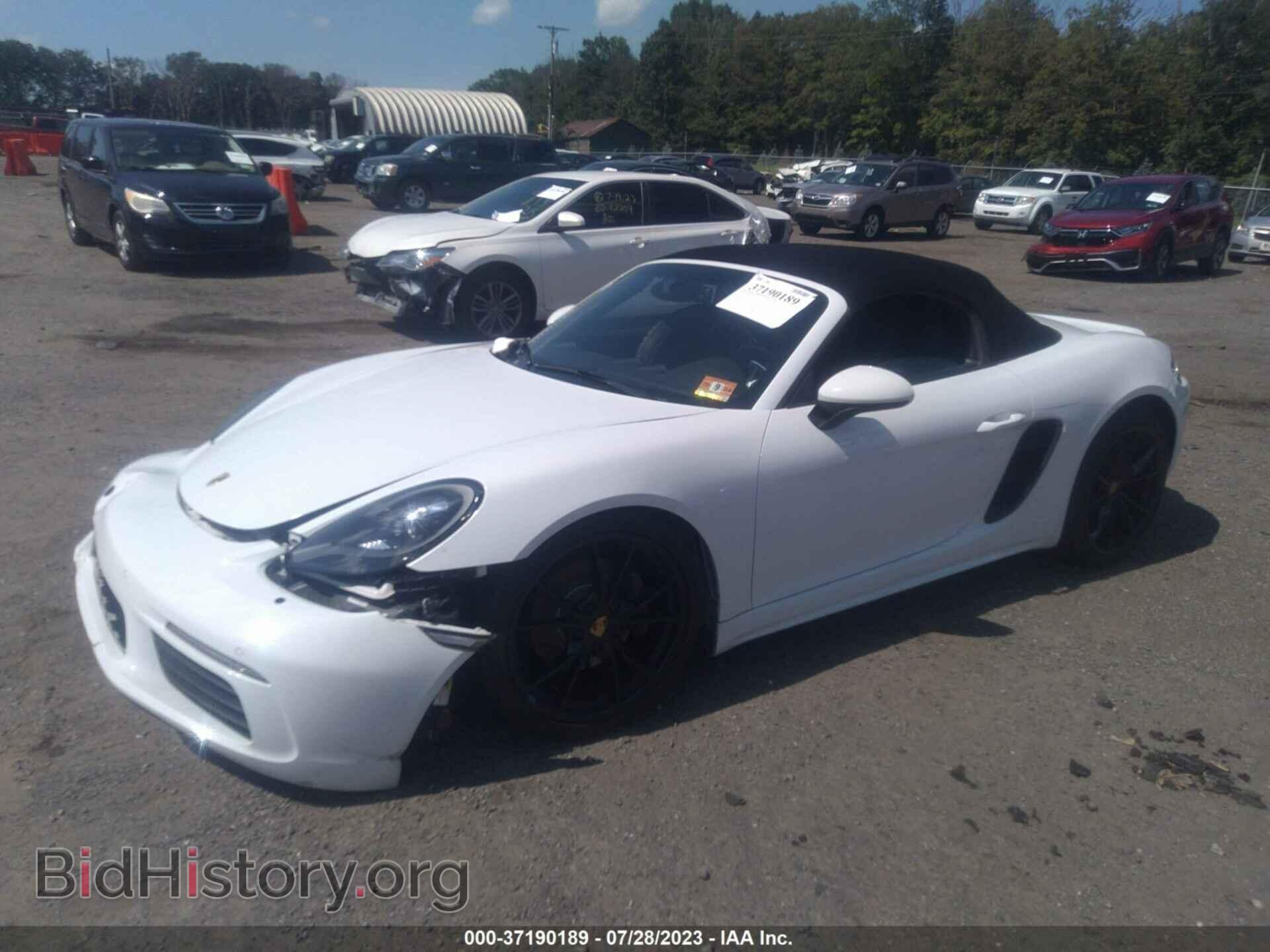 2017 PORSCHE 718 BOXSTER - VIN: WP0CA2A80HS220202 - Фото 2