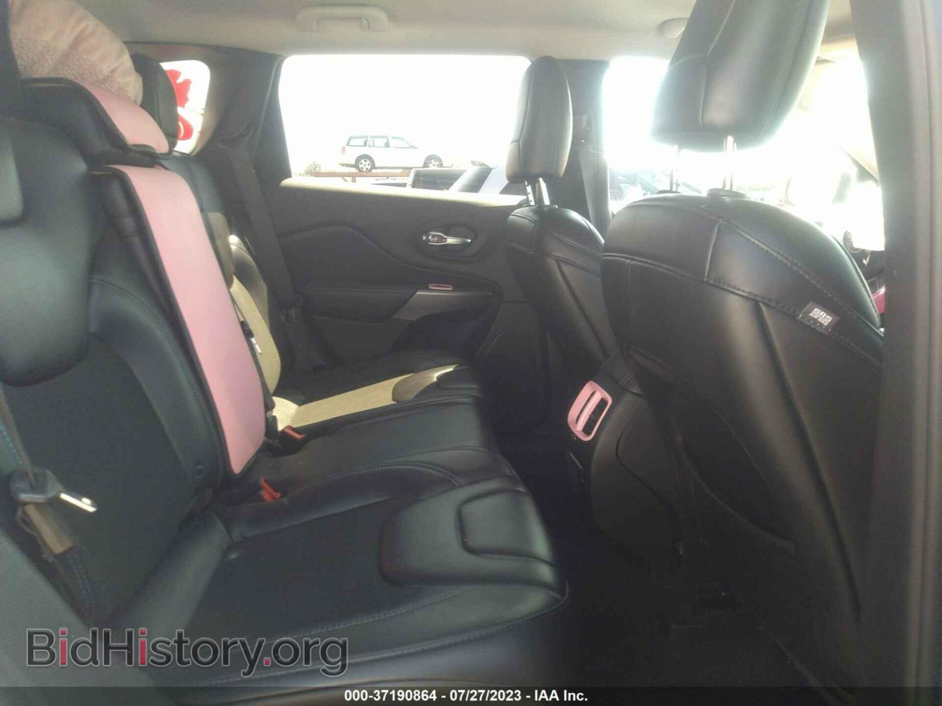 2019 JEEP CHEROKEE - VIN: 1C4PJMLB0KD399083 - Фото 8