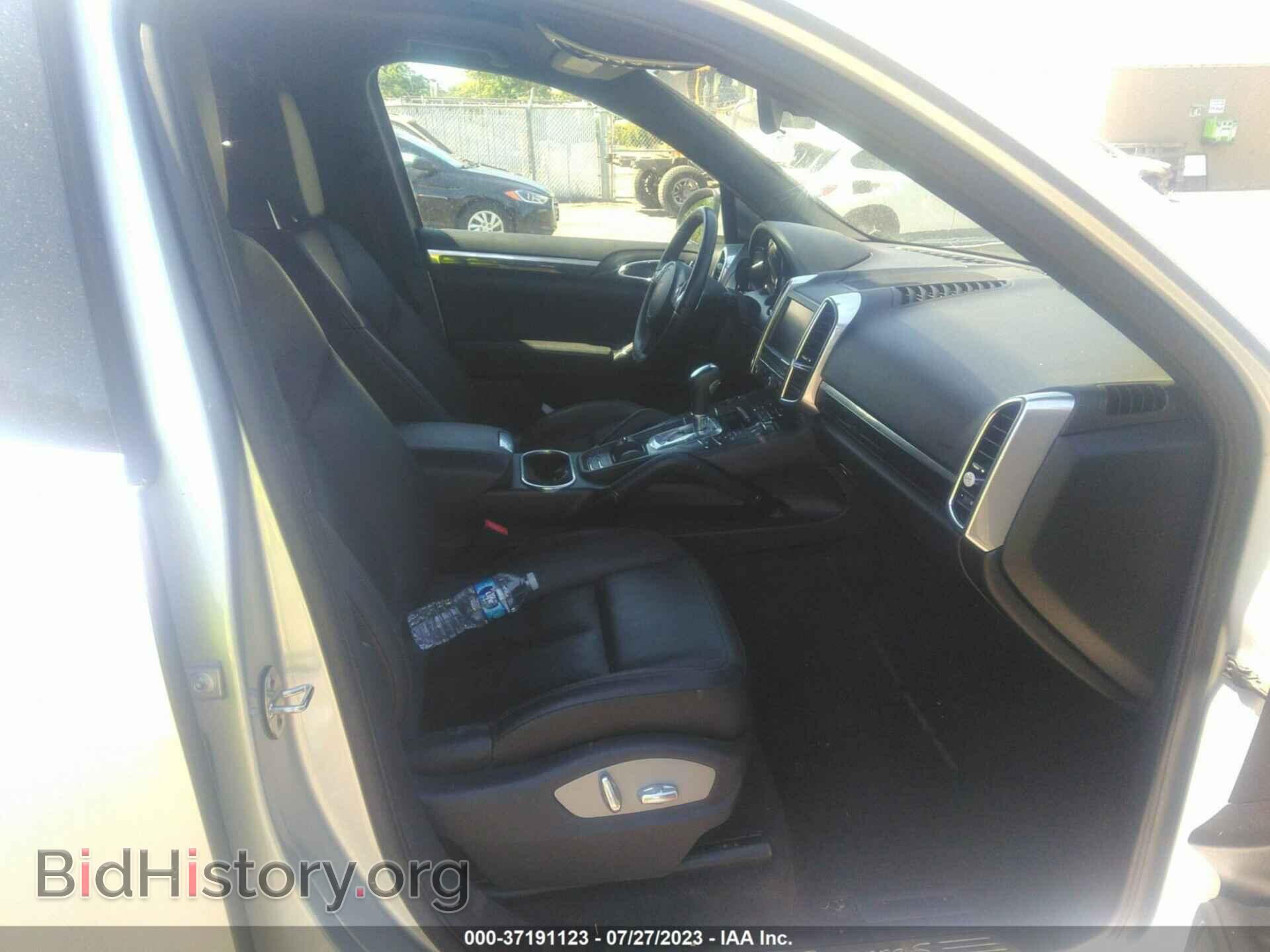2011 PORSCHE CAYENNE - VIN: WP1AB2A21BLA42963 - Фото 5