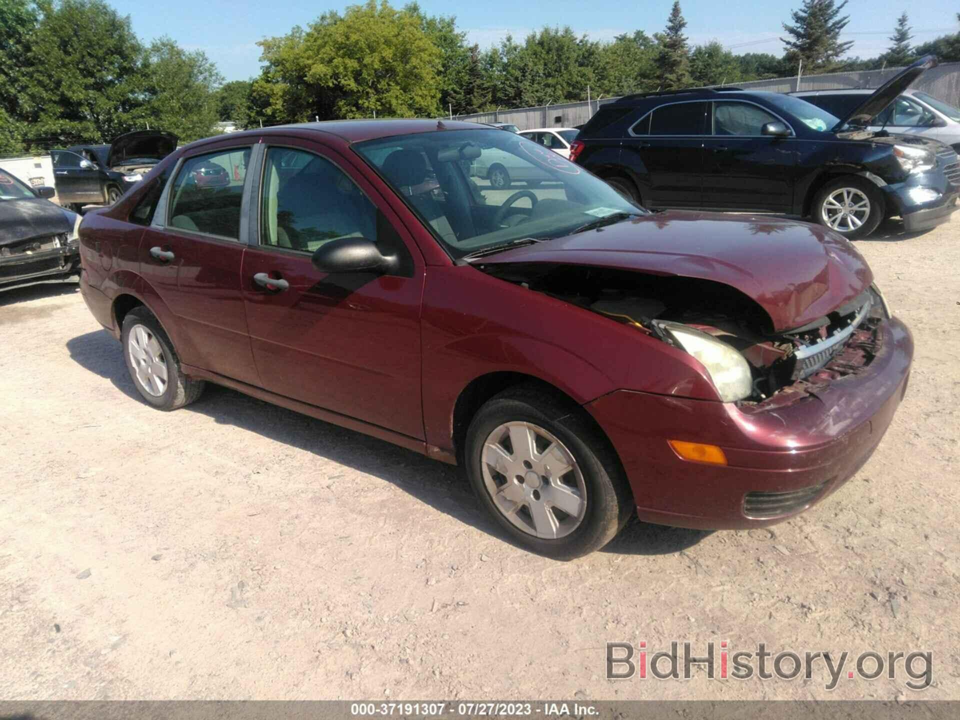 Photo 1FAFP34N56W244848 - FORD FOCUS 2006