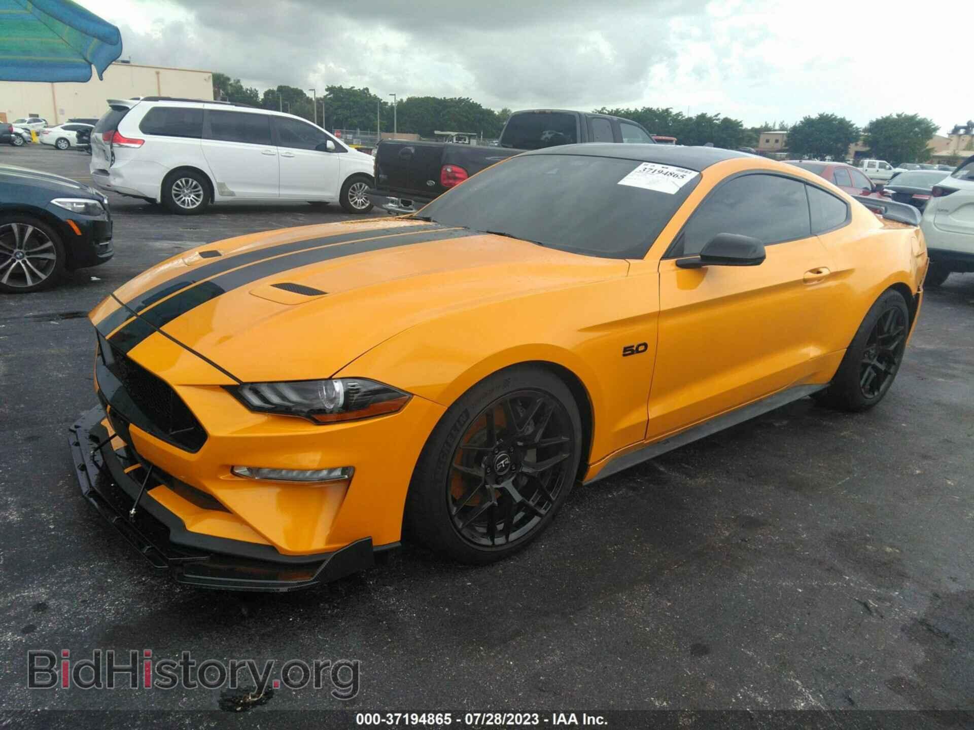 2022 FORD MUSTANG - VIN: 1FA6P8CF0N5131238 - Фото 2