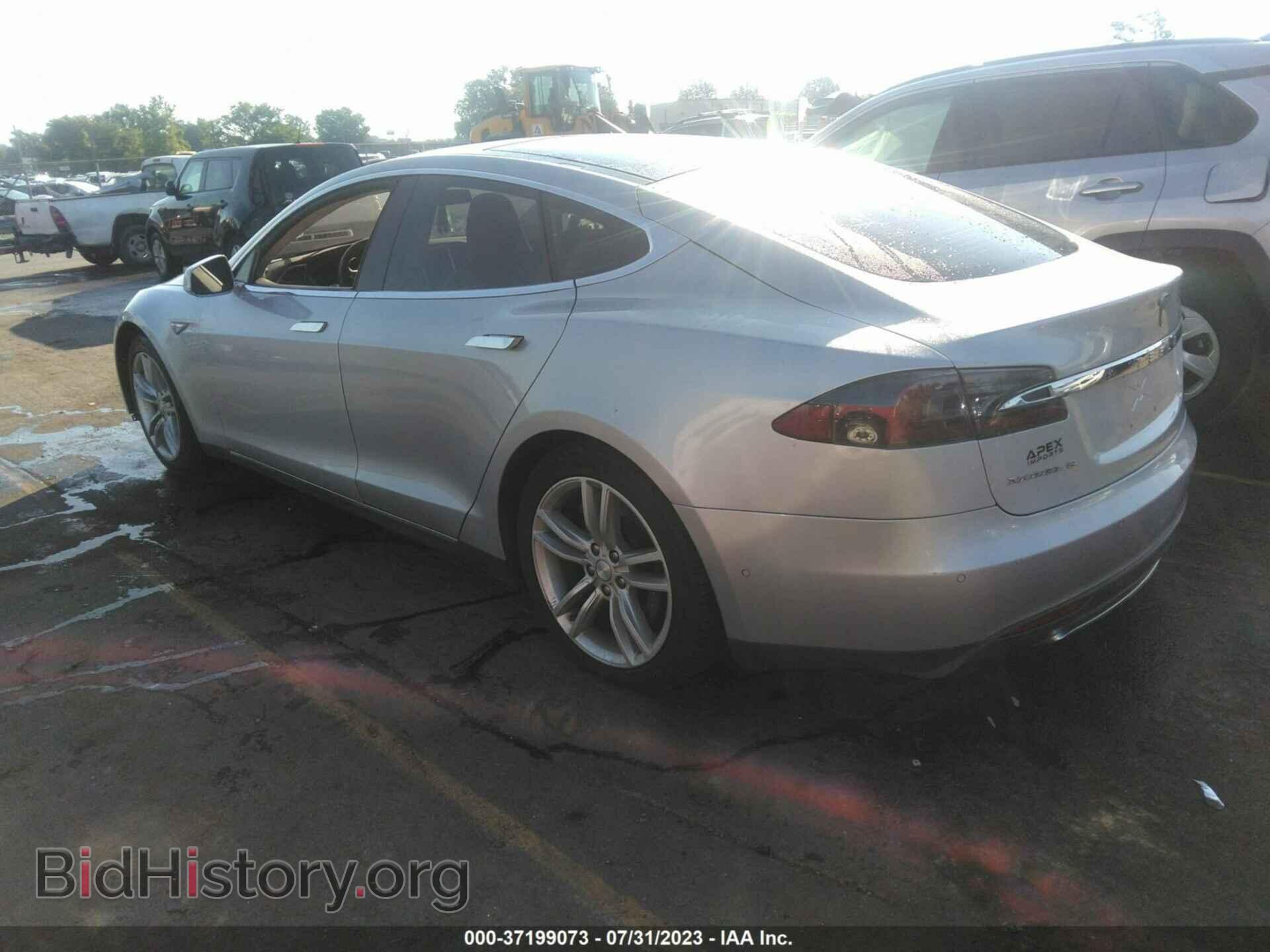 2015 TESLA MODEL S - VIN: 5YJSA1H22FF086844 - Фото 3