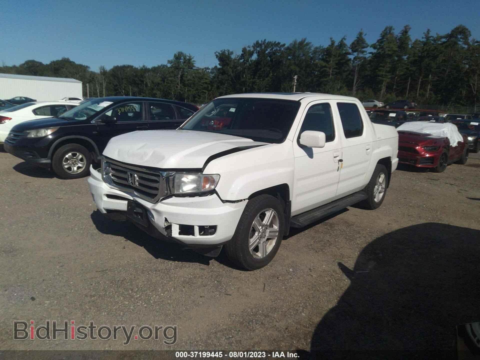 2013 HONDA RIDGELINE - VIN: 5FPYK1F5XDB008451 - Фото 2