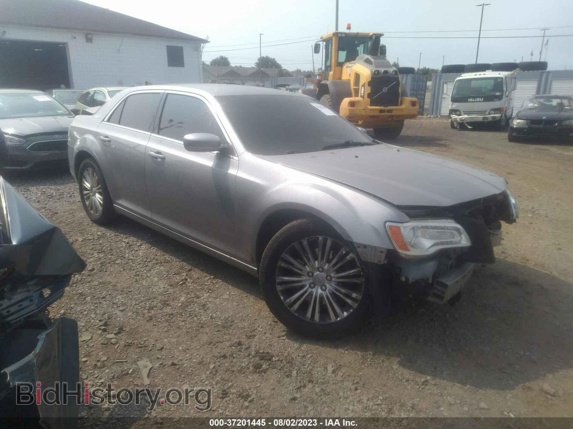 Фотография 2C3CCARG3EH381277 - CHRYSLER 300 2014