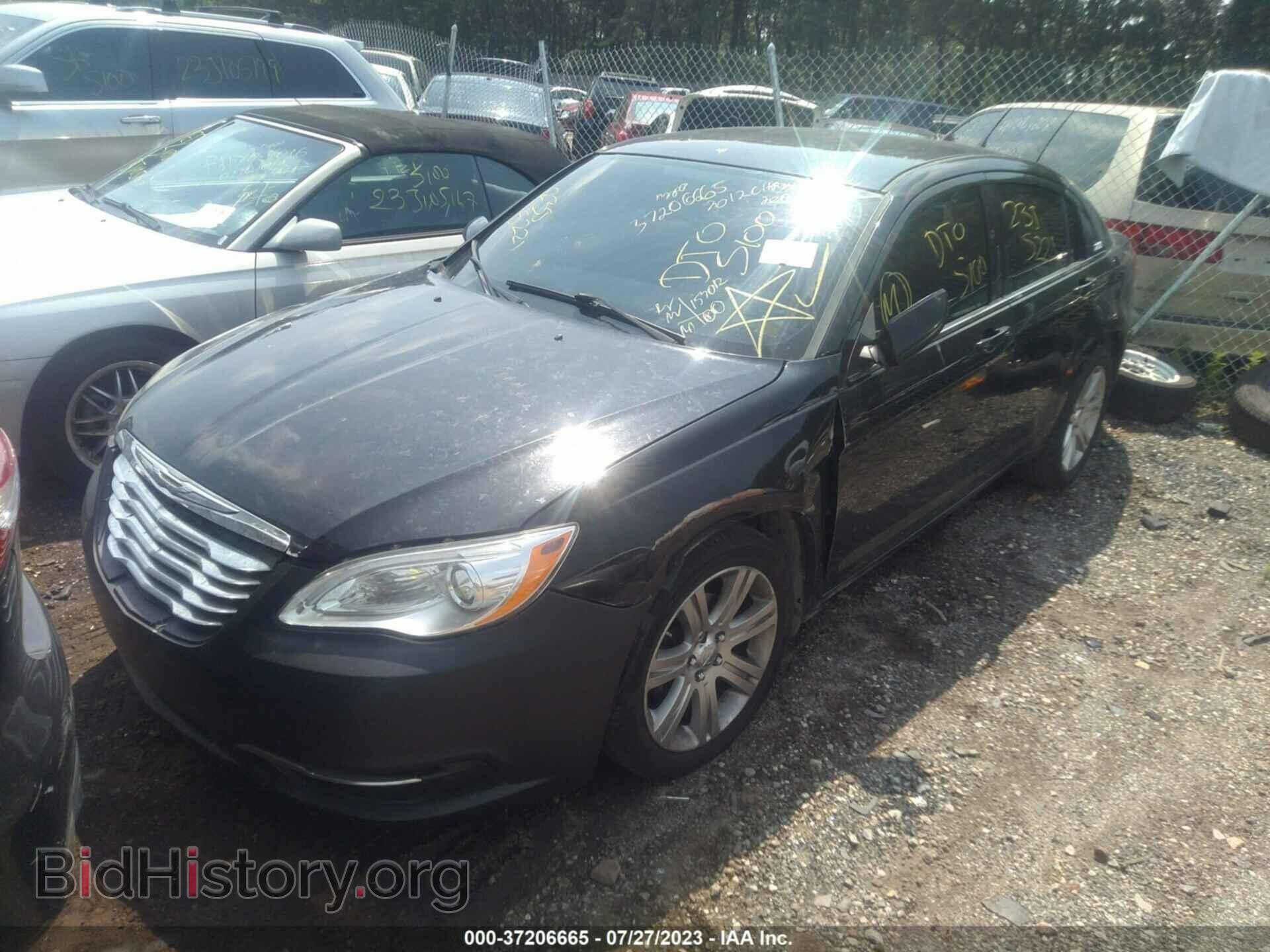 2012 CHRYSLER 200 - VIN: 1C3CCBBB3CN124919 - Фото 2