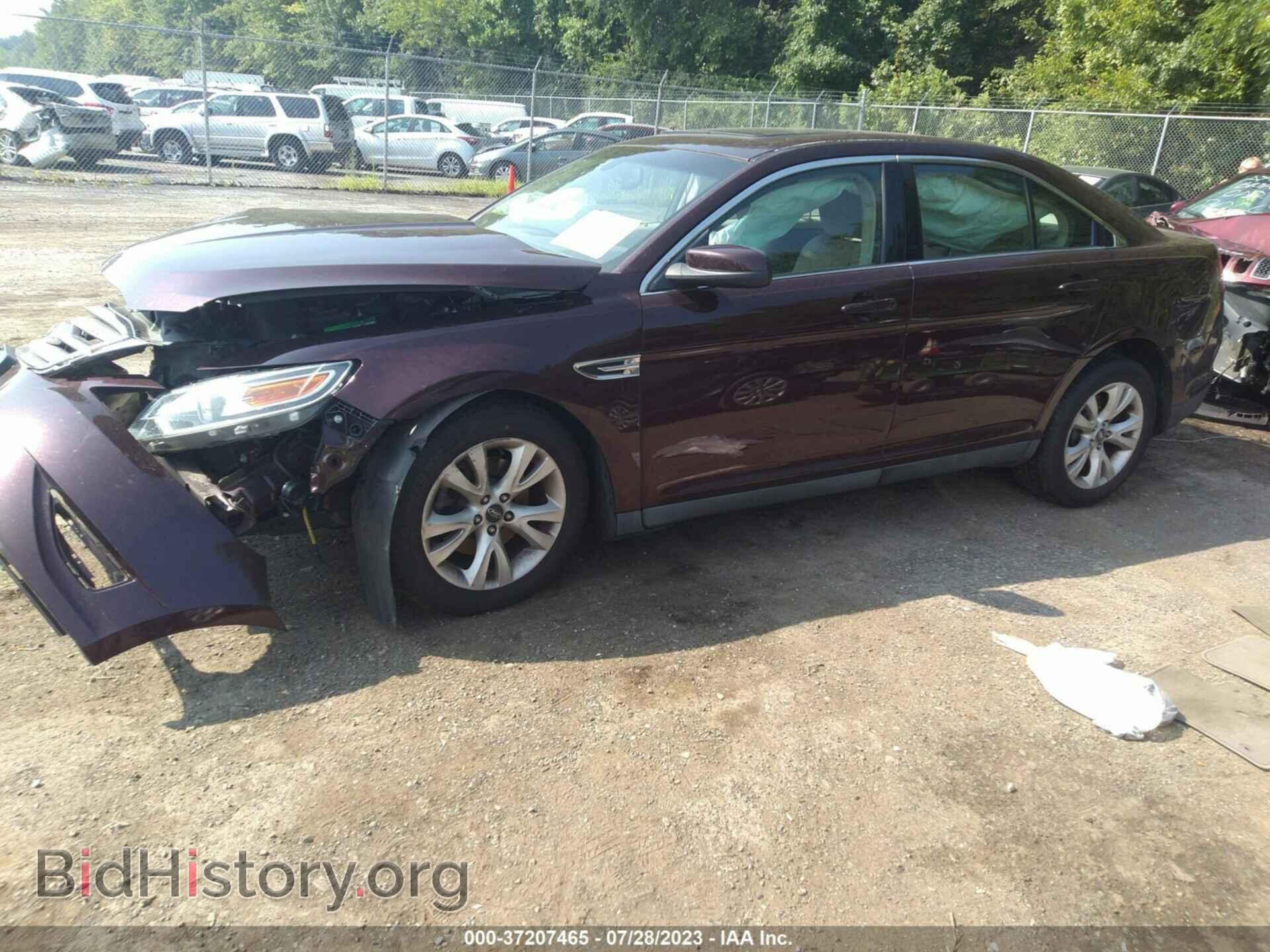 2011 FORD TAURUS - VIN: 1FAHP2EW2BG140414 - Photo 2
