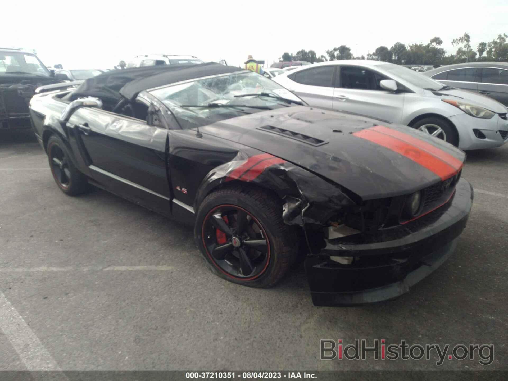 Photo 1ZVHT85H595131705 - FORD MUSTANG 2009