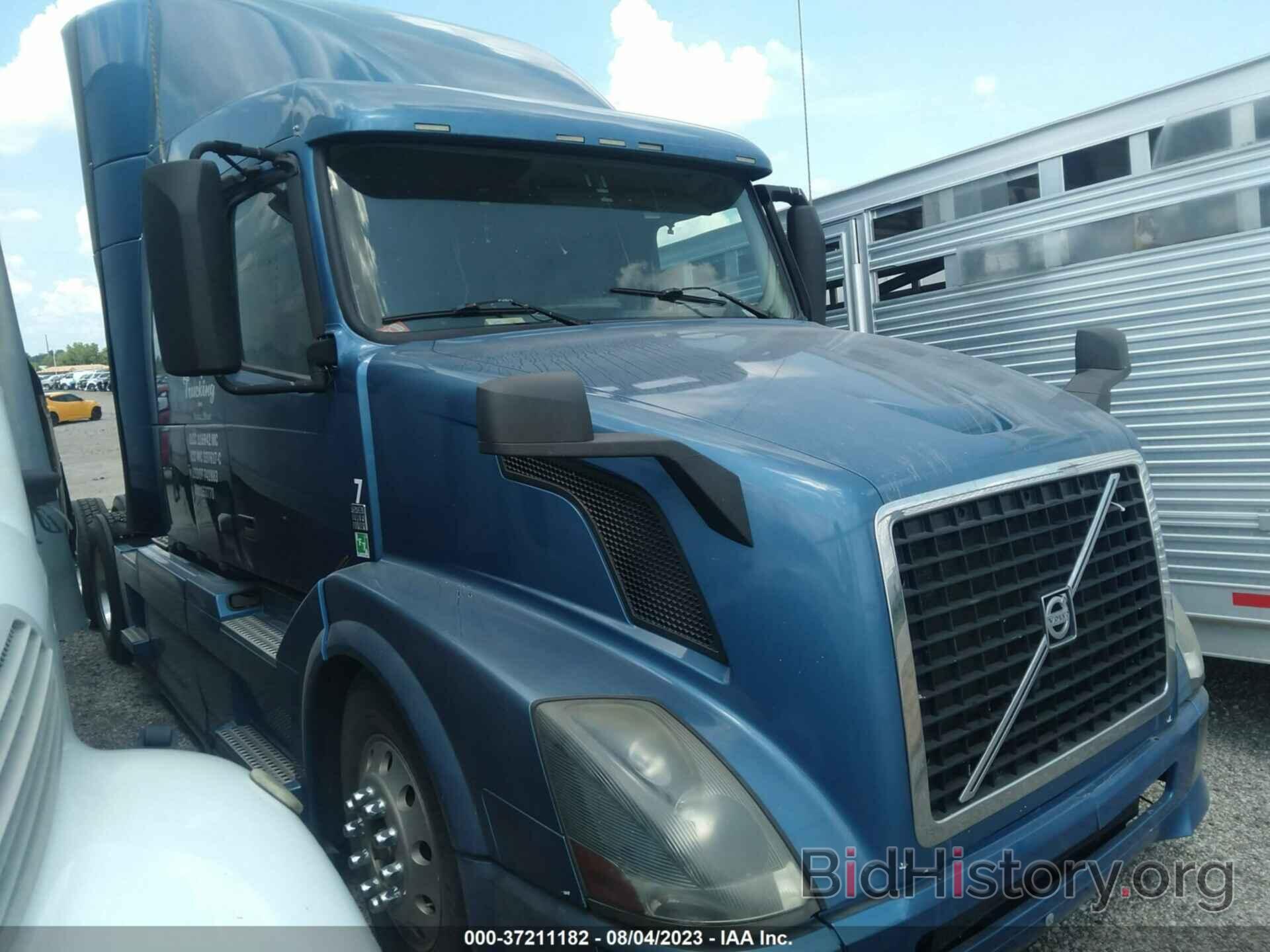 Photo 4V4NC9EGXDN567143 - VOLVO VN 2013