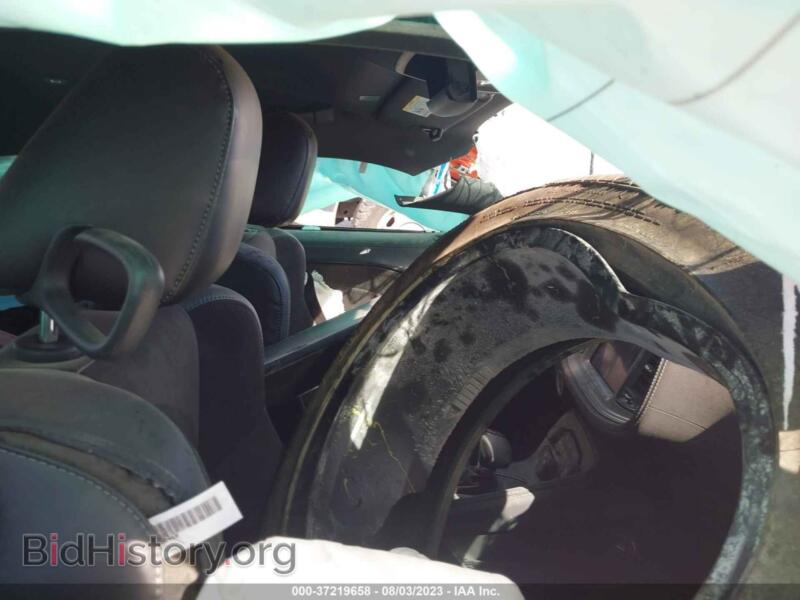 2023 Dodge CHALLENGER (VIN 2C3CDZBTXPH521945) — photo 5 of 16
