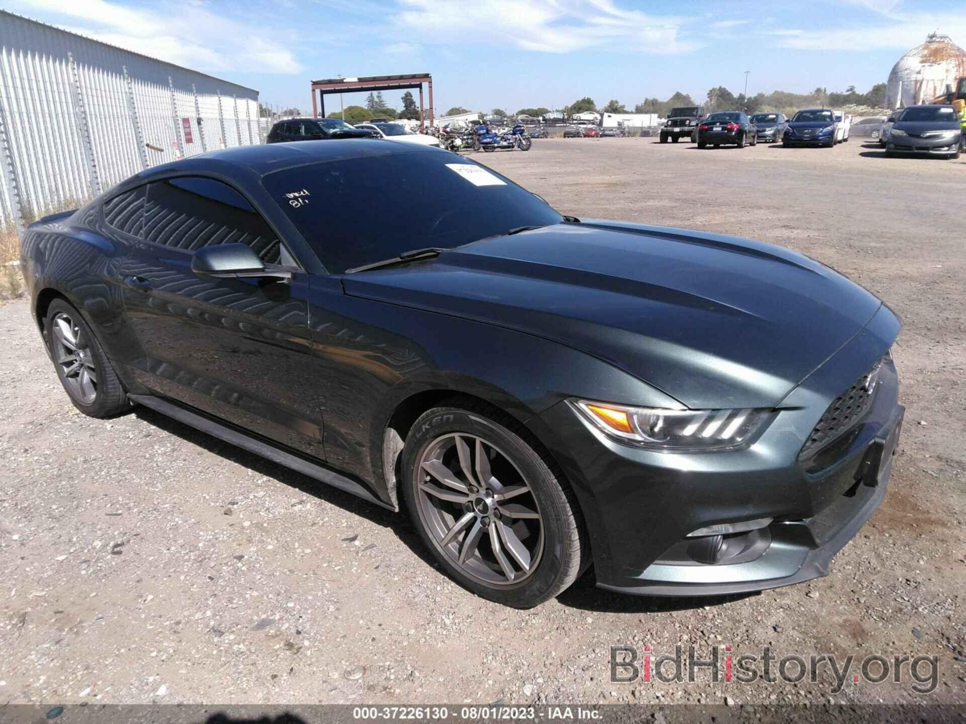 Photo 1FA6P8TH8F5355618 - FORD MUSTANG 2015