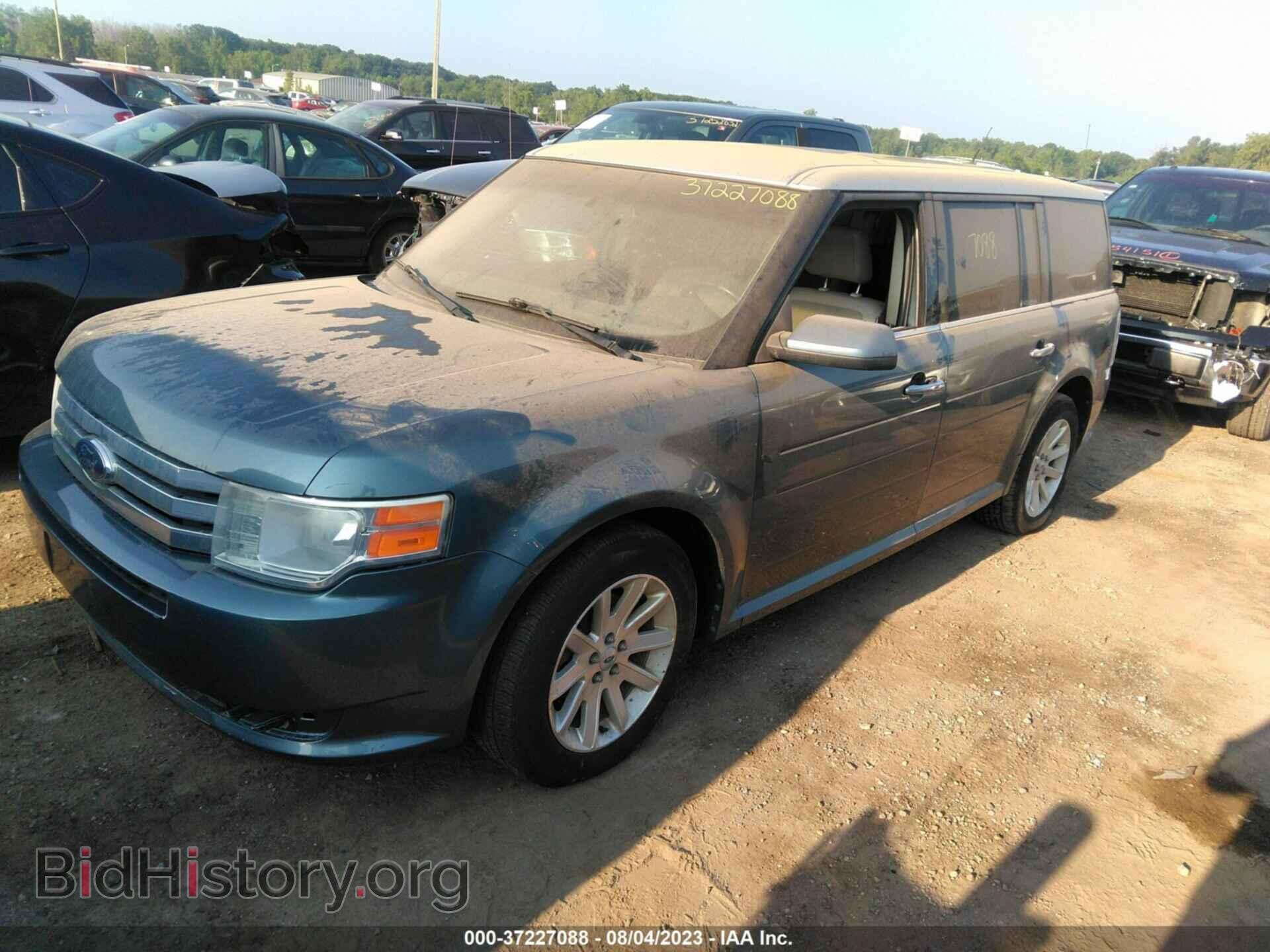 2010 FORD FLEX - VIN: 2FMGK5CC4ABA82113 - Photo 2