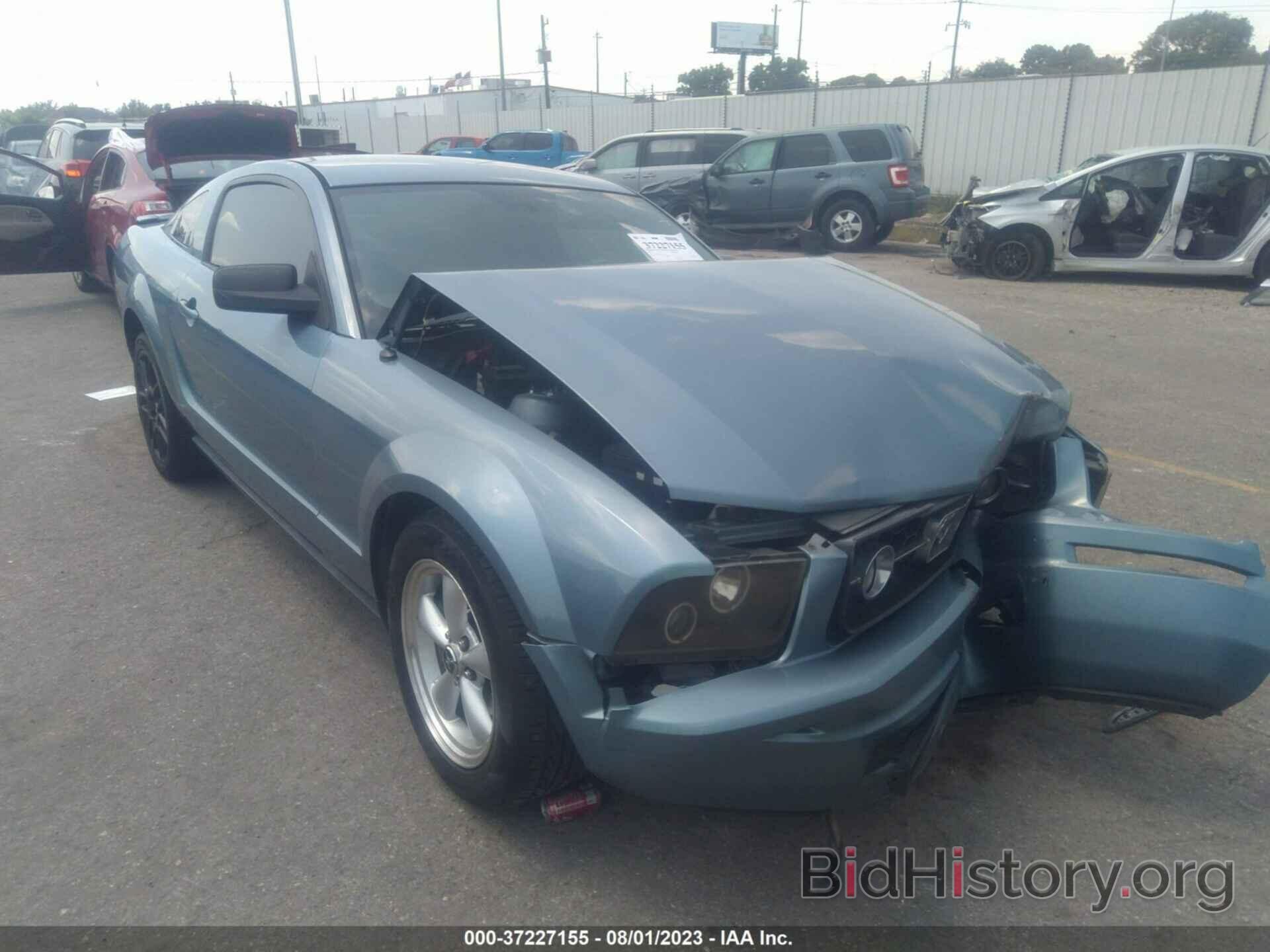 Photo 1ZVHT80N975201717 - FORD MUSTANG 2007
