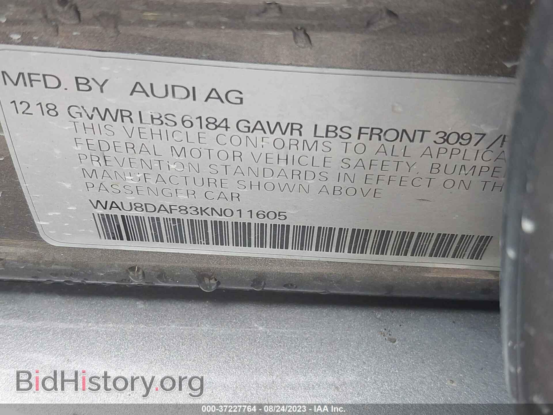2019 AUDI A8 - VIN: WAU8DAF83KN011605 - Photo 9