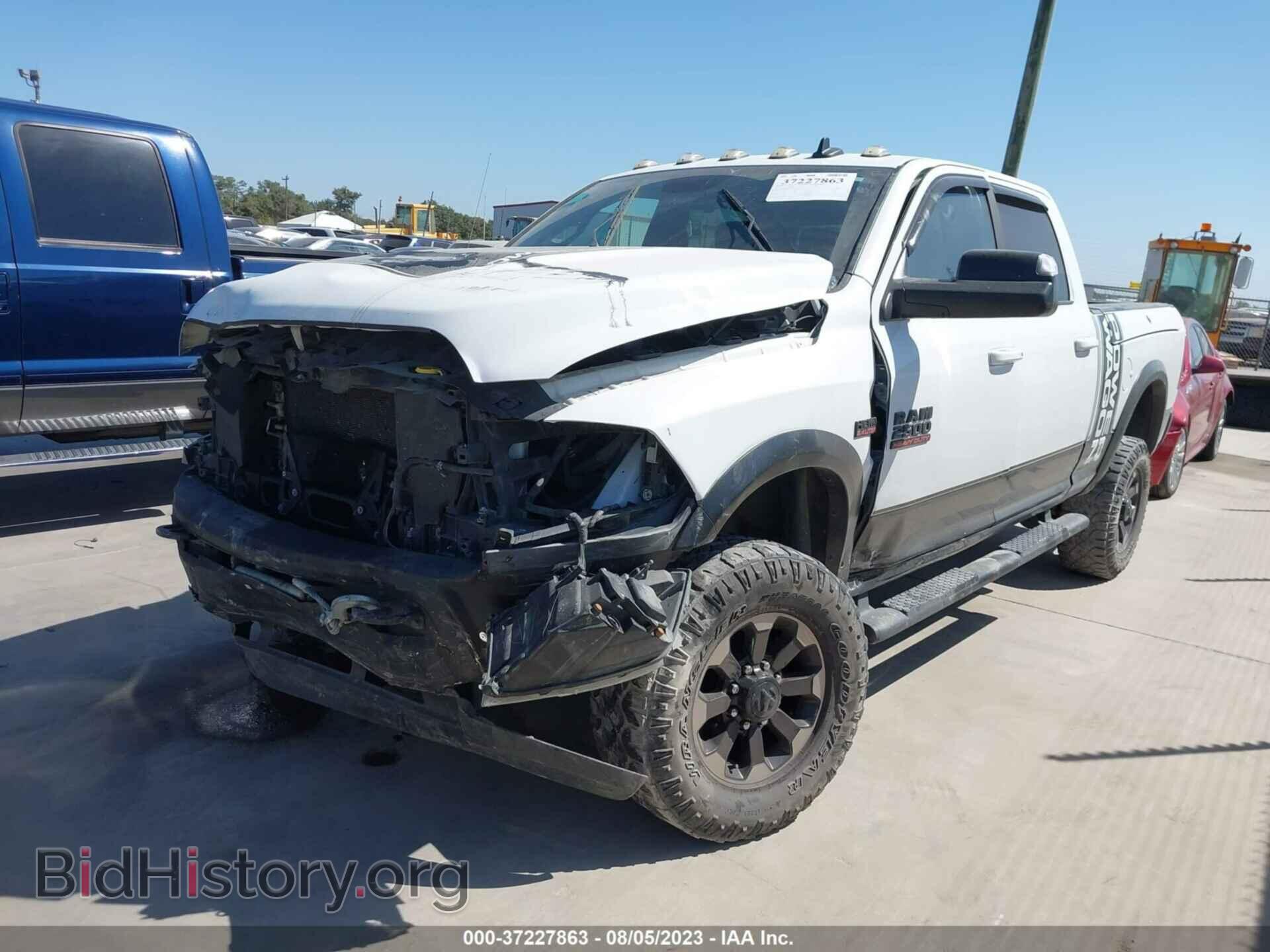 2018 RAM 2500 - VIN: 3C6TR5EJ5JG281847 - Фото 2