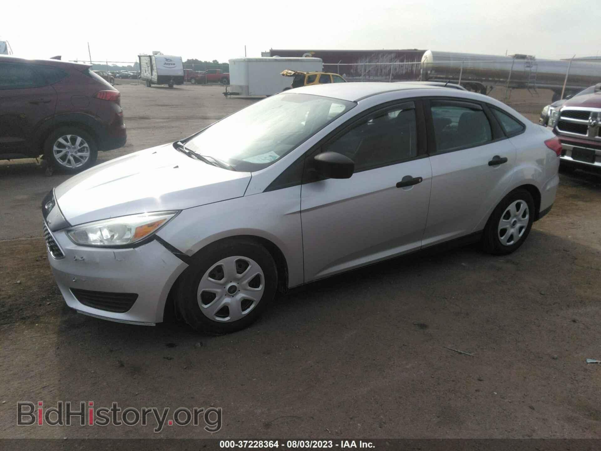 2016 FORD FOCUS - VIN: 1FADP3E20GL379895 - Фото 2