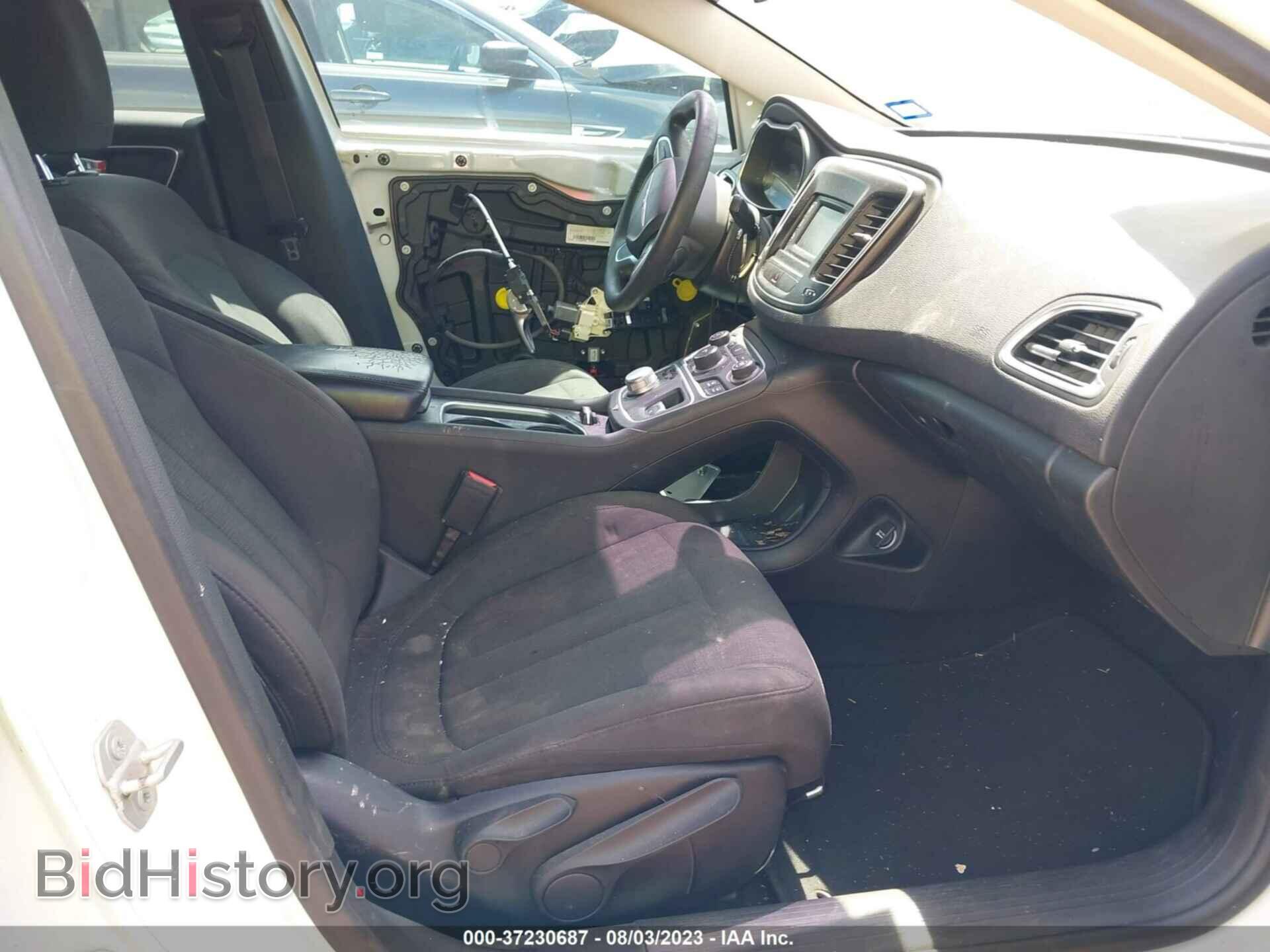 2016 CHRYSLER 200 - VIN: 1C3CCCAB6GN123714 - Фото 5