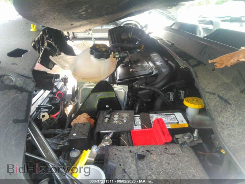 2022 Jeep COMPASS (VIN 3C4NJDCB6NT237562) — photo 10 of 16