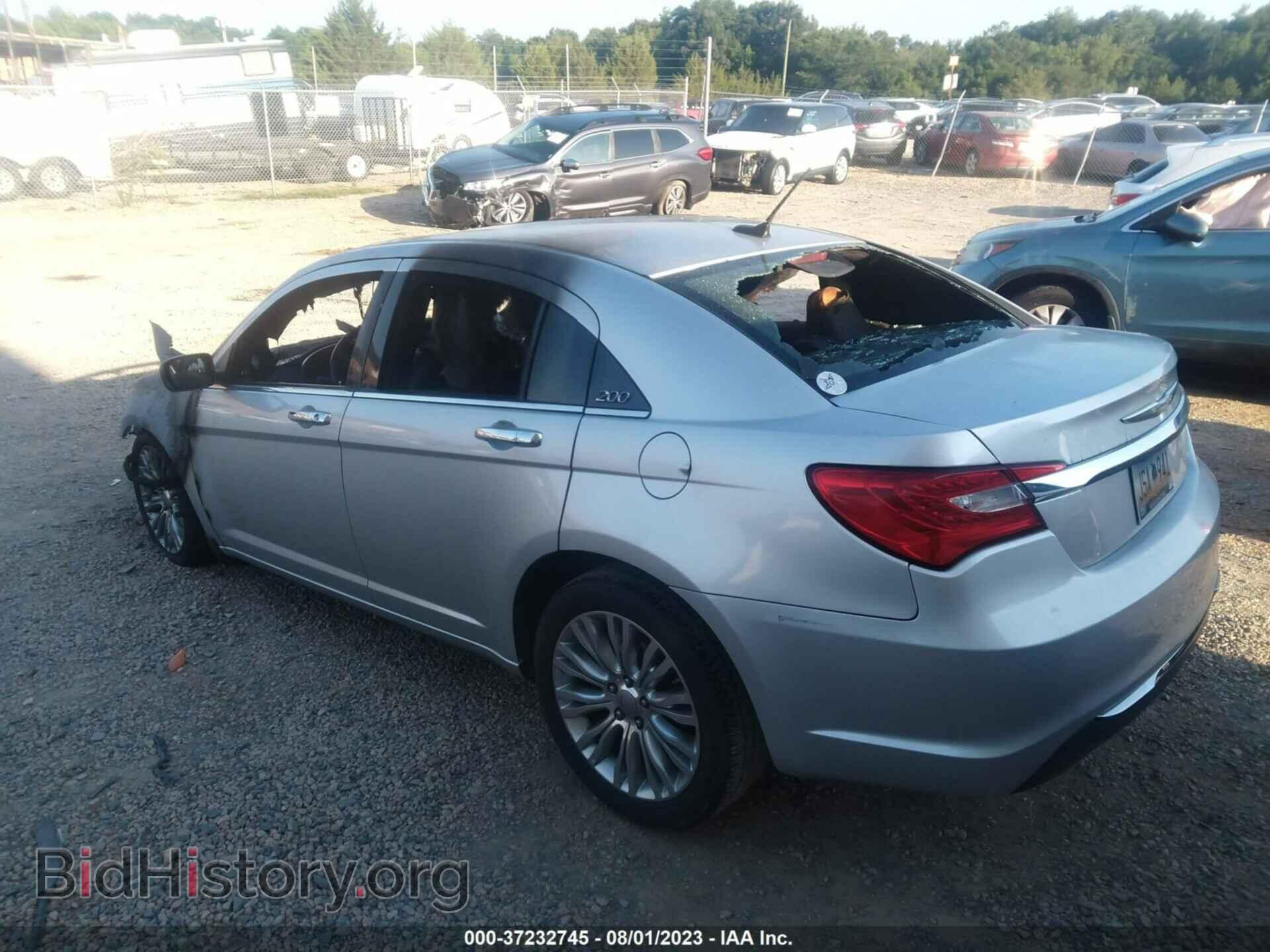 2012 CHRYSLER 200 - VIN: 1C3CCBCBXCN197154 - Фото 3