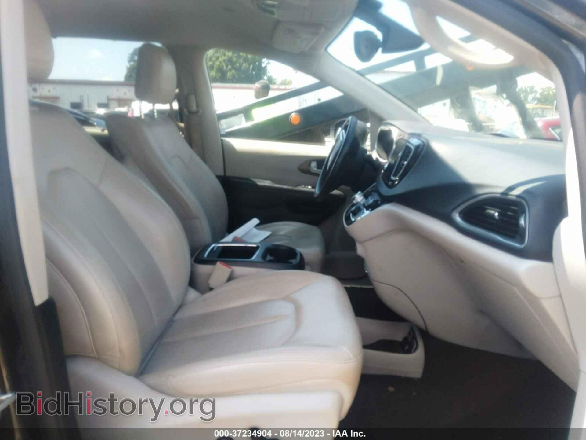 2017 CHRYSLER PACIFICA - VIN: 2C4RC1EG4HR643740 - Photo 5