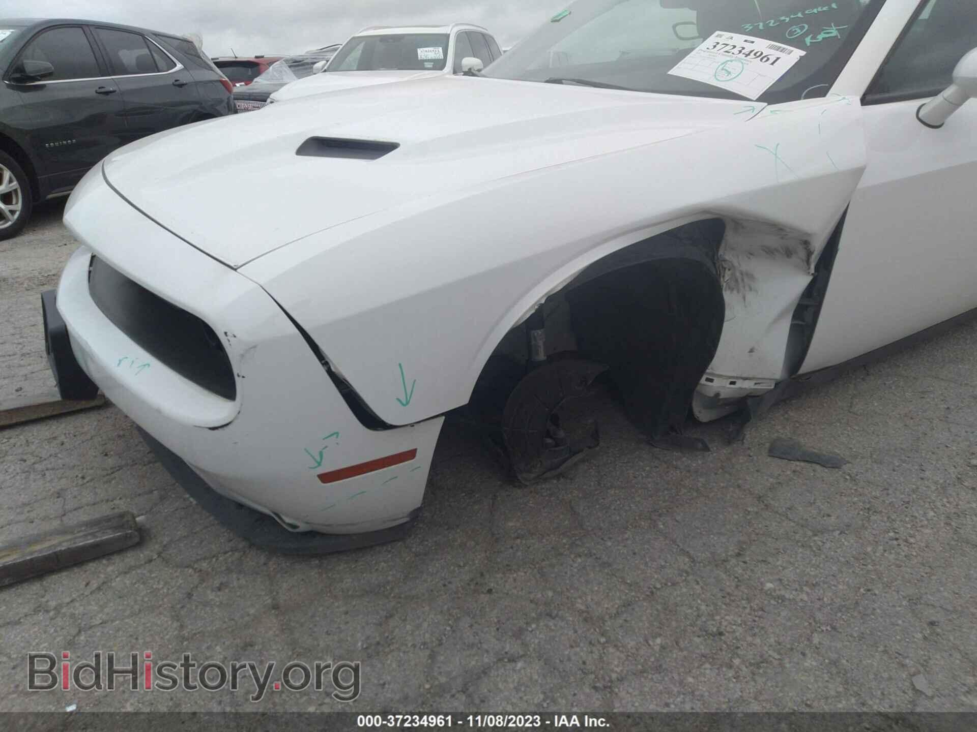 2018 DODGE CHALLENGER - VIN: 2C3CDZAG8JH263002 - Фото 6