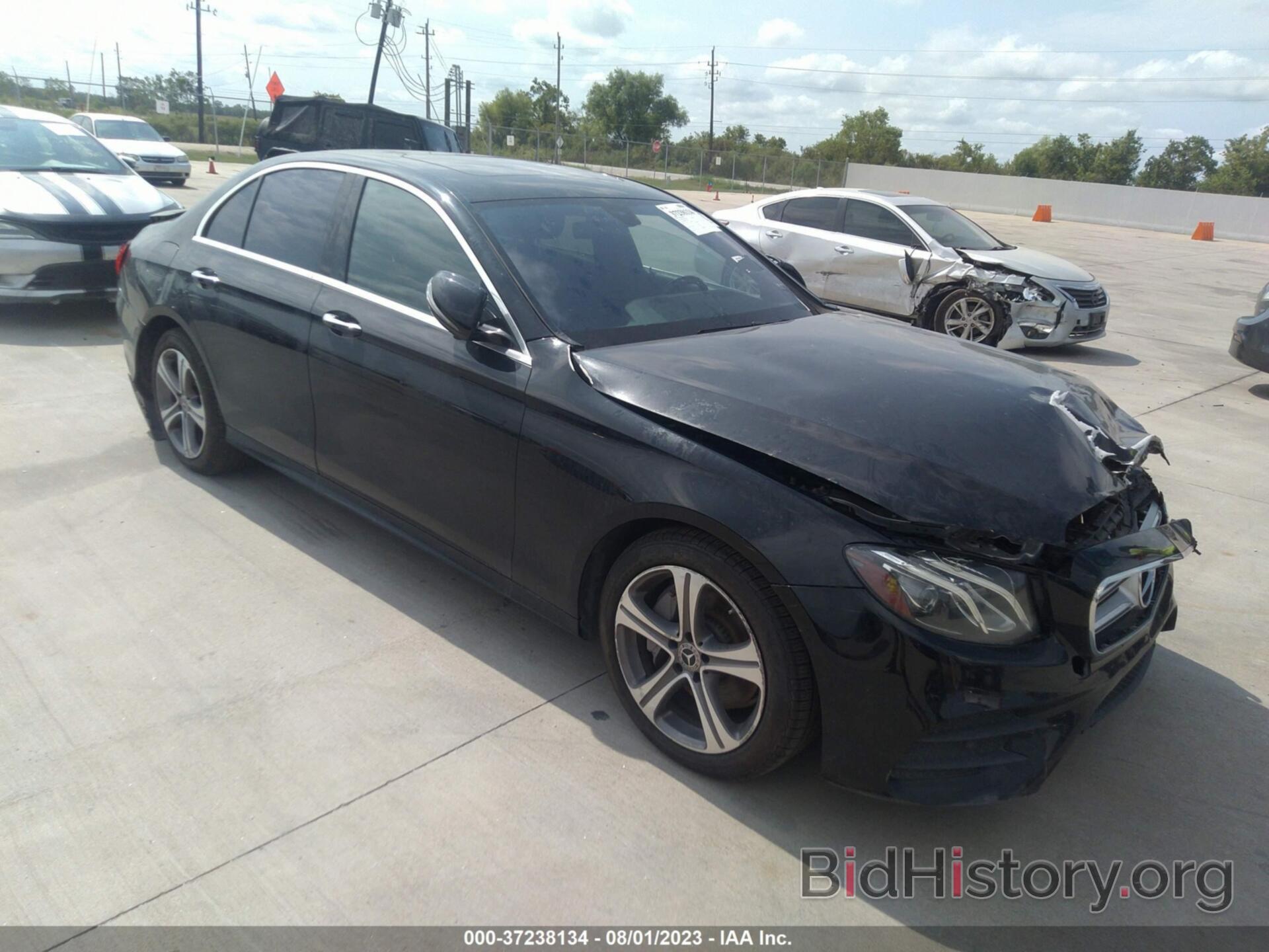 Photo WDDZF8DB9LA700507 - MERCEDES-BENZ E-CLASS 2020