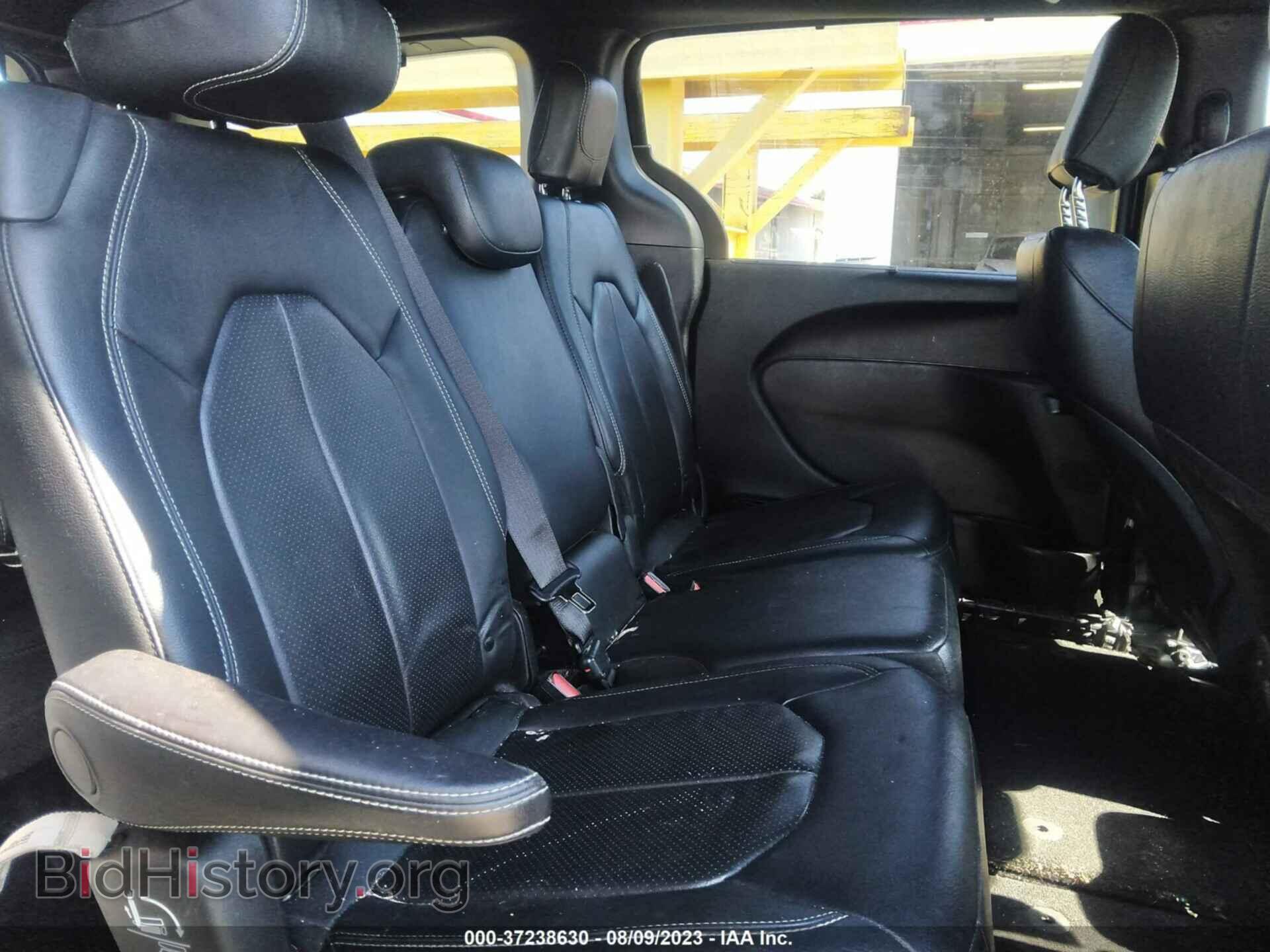 2019 CHRYSLER PACIFICA - VIN: 2C4RC1BG8KR627830 - Фото 8
