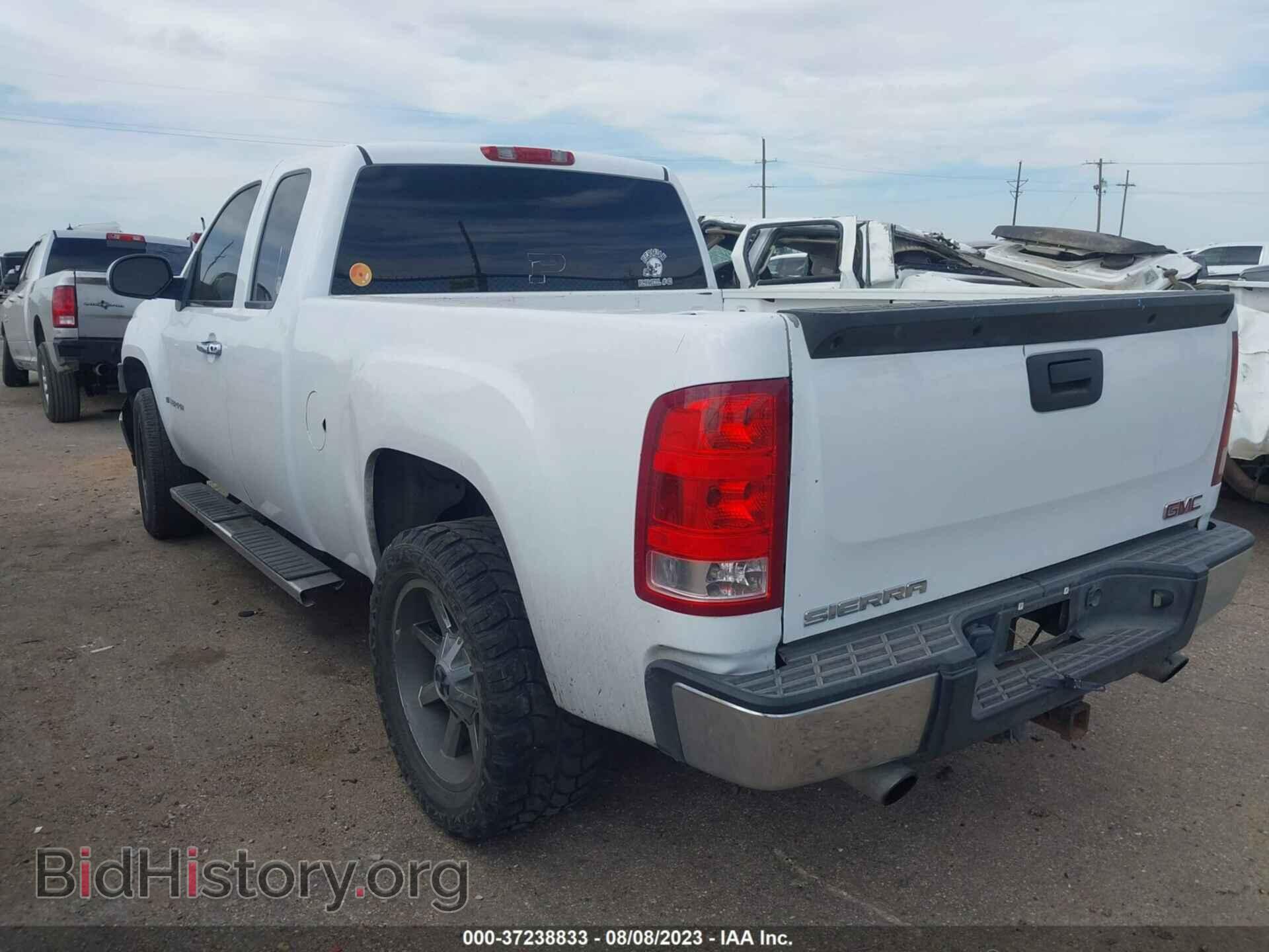2008 GMC SIERRA 1500 - VIN: 2GTEC19C081242075 - Фото 3