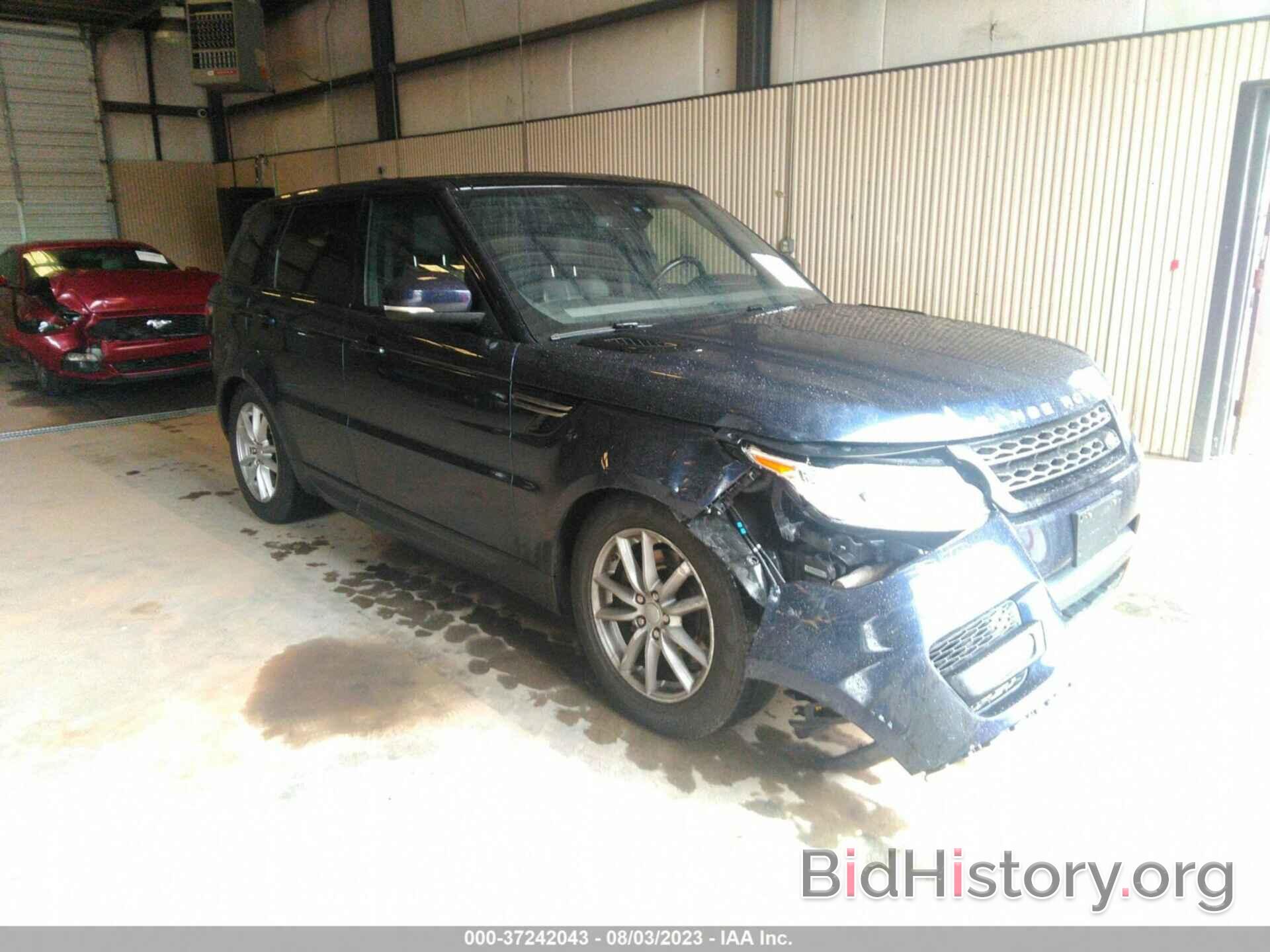 Photo SALWG2FV7HA677548 - LAND ROVER RANGE ROVER SPORT 2017