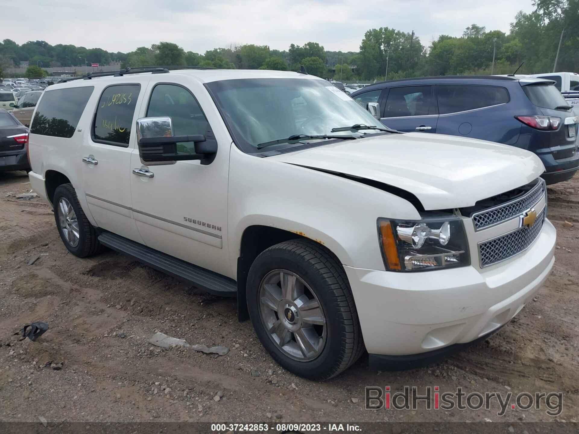 Photo 1GNUKKE39AR224916 - CHEVROLET SUBURBAN 2010