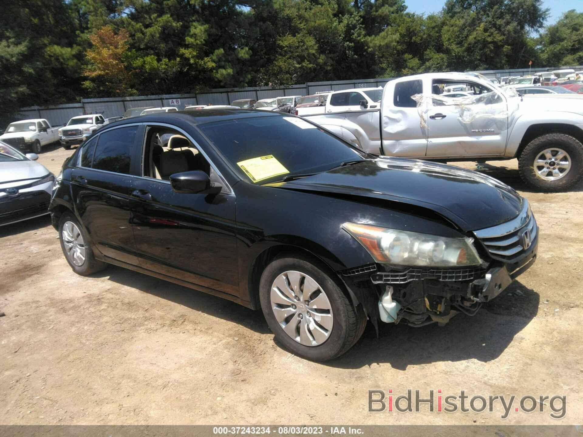 Photo 1HGCP2F39BA043269 - HONDA ACCORD SDN 2011