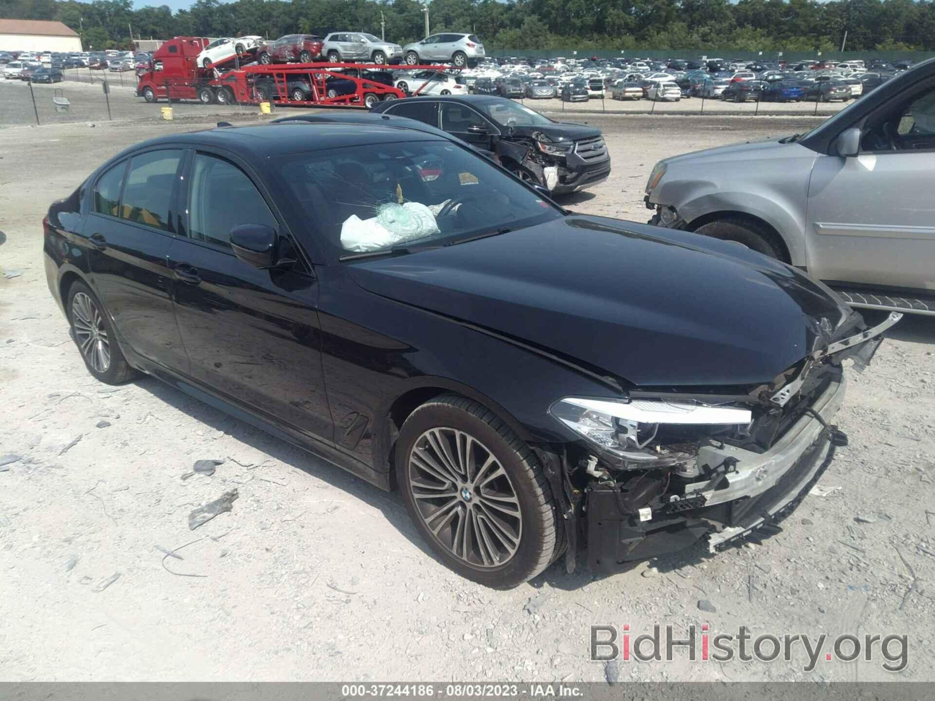 Photo WBAJS3C06LWW73904 - BMW 5 SERIES 2020